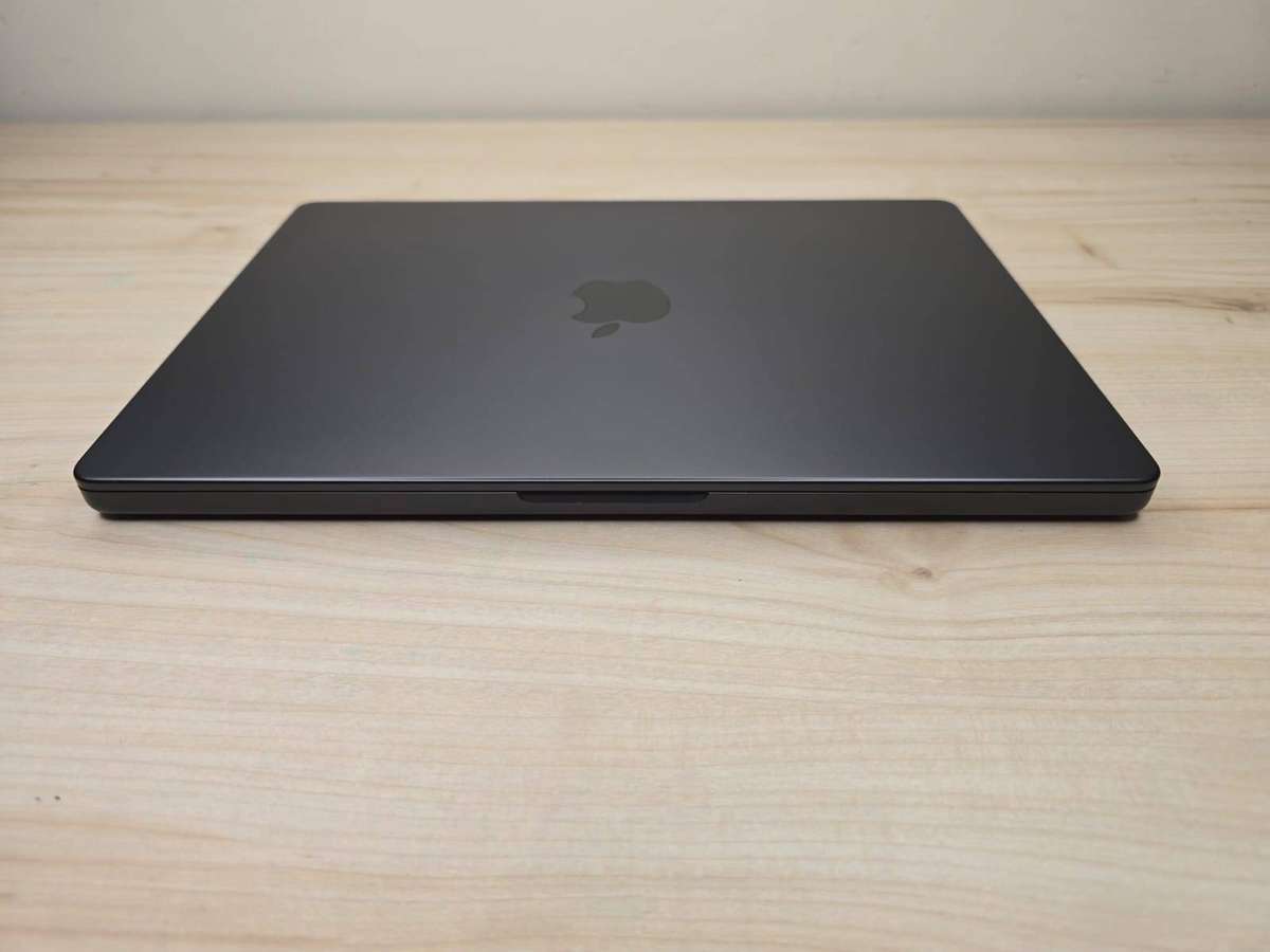 Apple MacBook Pro 14 M4 16GB RAM 512GB SSD | Space Black | Battery Health 97%