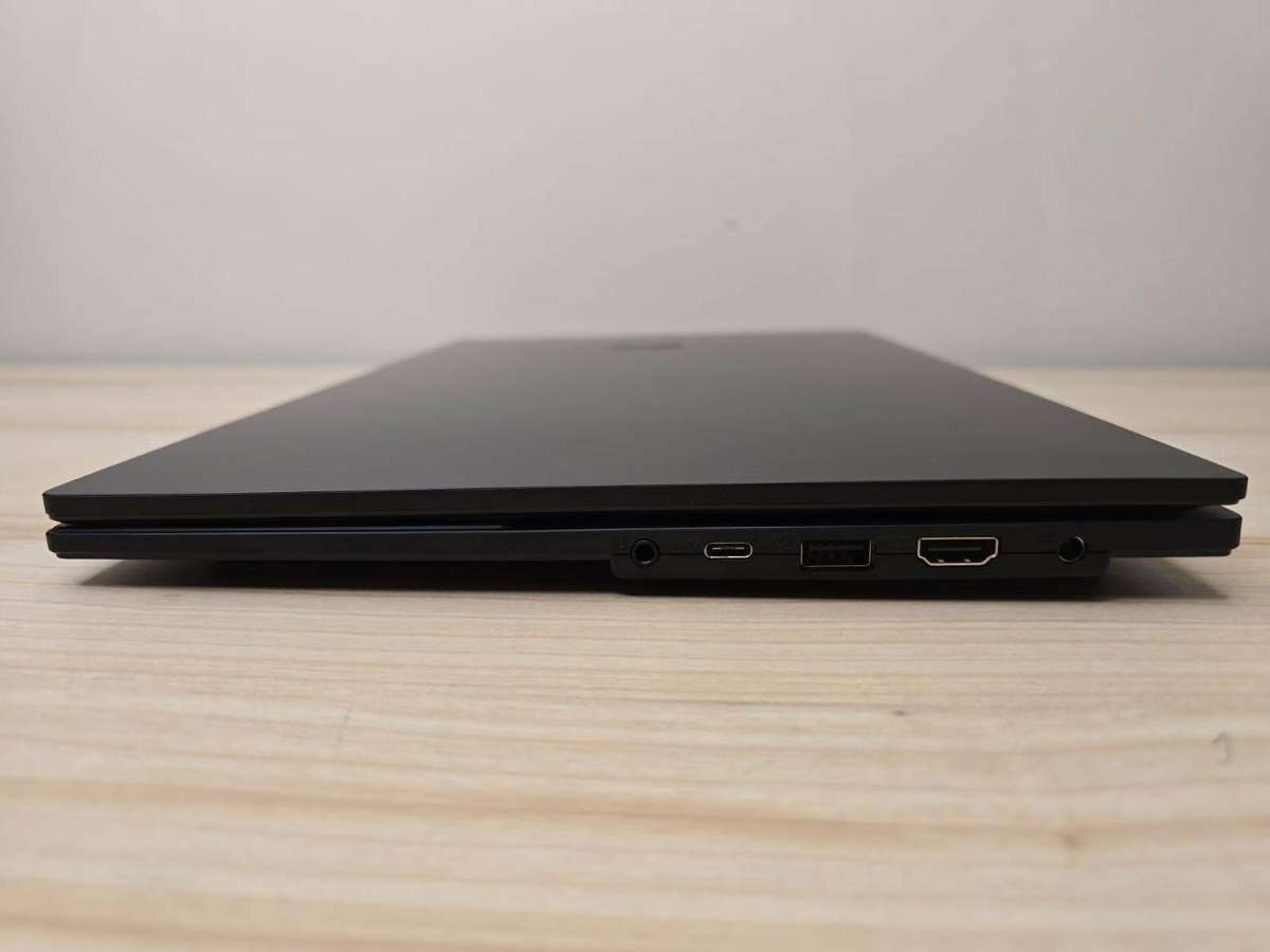 ASUS Vivobook Go 15 (E1504GA)  12th Gen Core i3-N305 / 8GB / 256GB SSD
