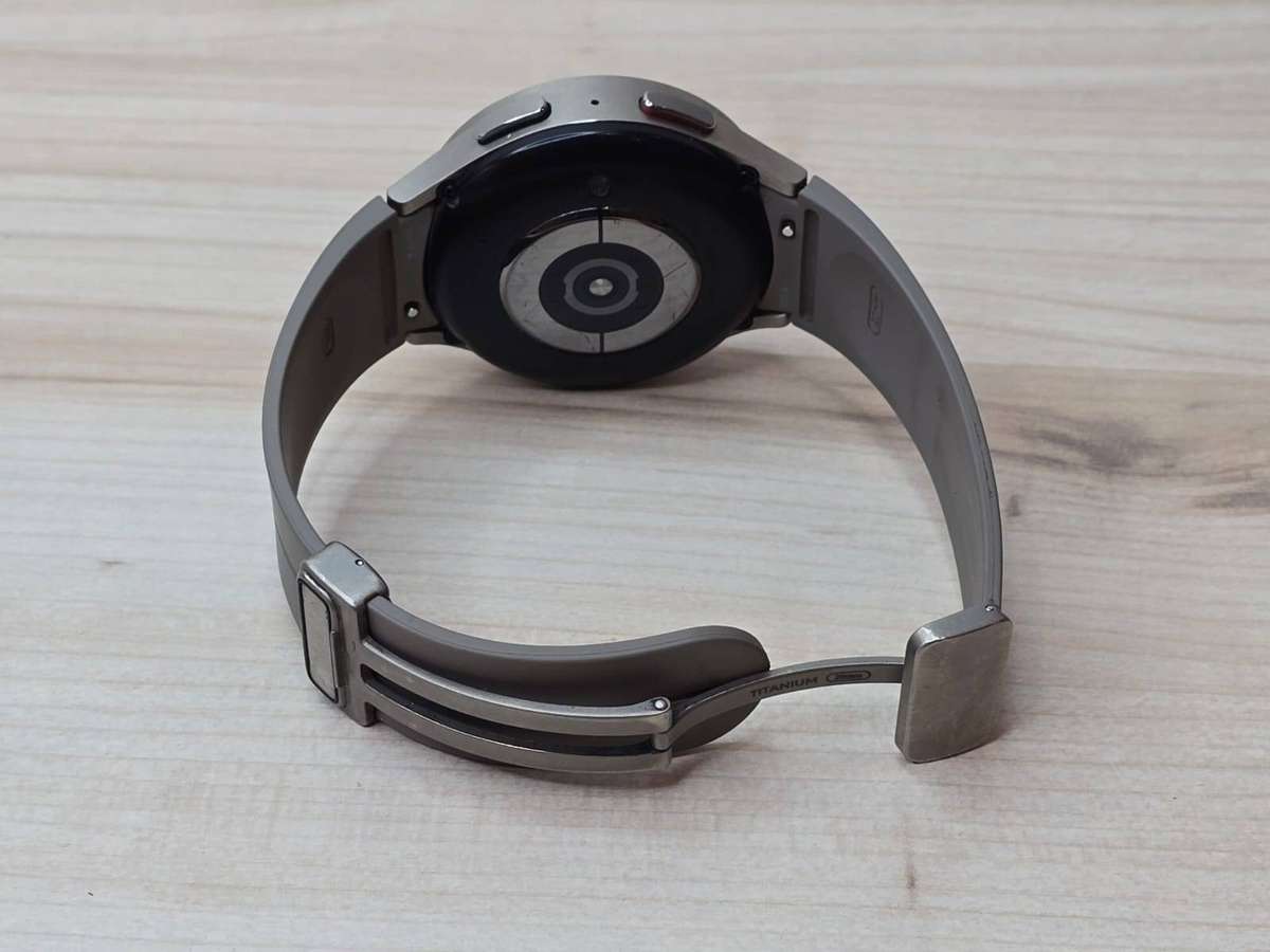 Samsung Galaxy Watch 5 Pro (SM-R920) | 45mm | GPS | Gray | Android Compatible