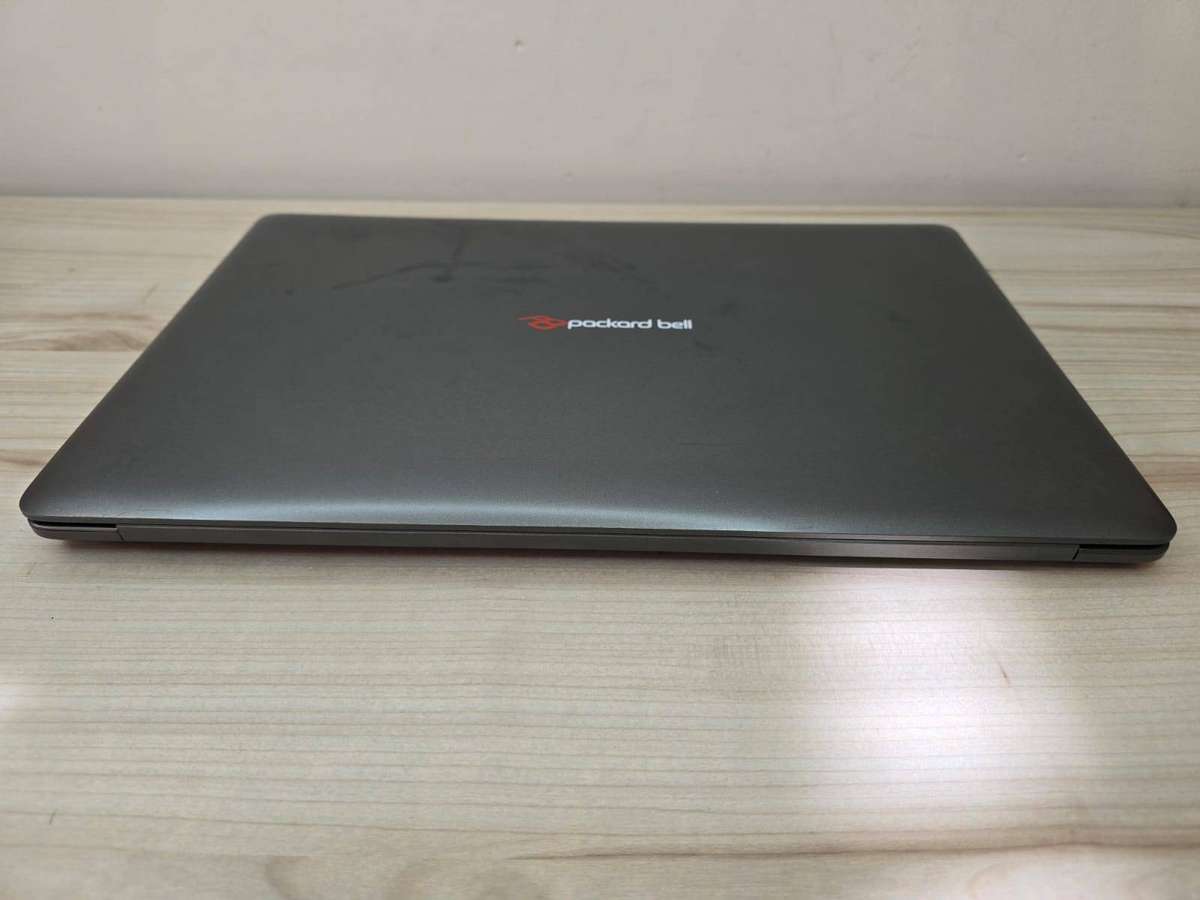 Packard Bell LAUDA-i5 | 15.6 FHD | 11th Gen i5 | 8GB RAM | 512GB SSD