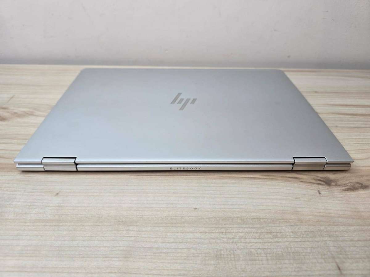 HP EliteBook x360 1030 G2 | Core i5 7th Gen | Touchscreen | 8GB RAM | 256GB SSD | New Battery