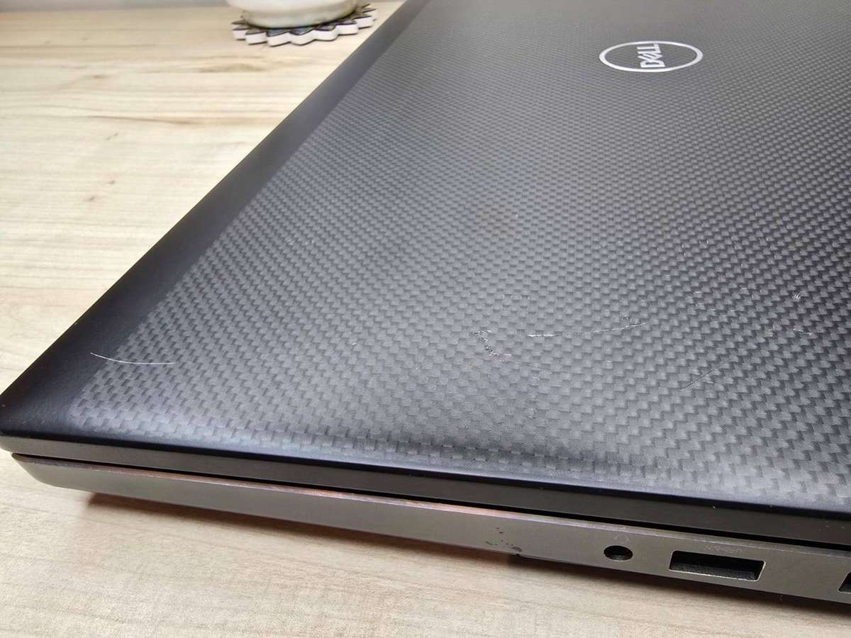 Dell Precision 7730 17.3 Workstation | Intel Core i7-8750H | 16GB RAM | 256GB SSD | New Battery