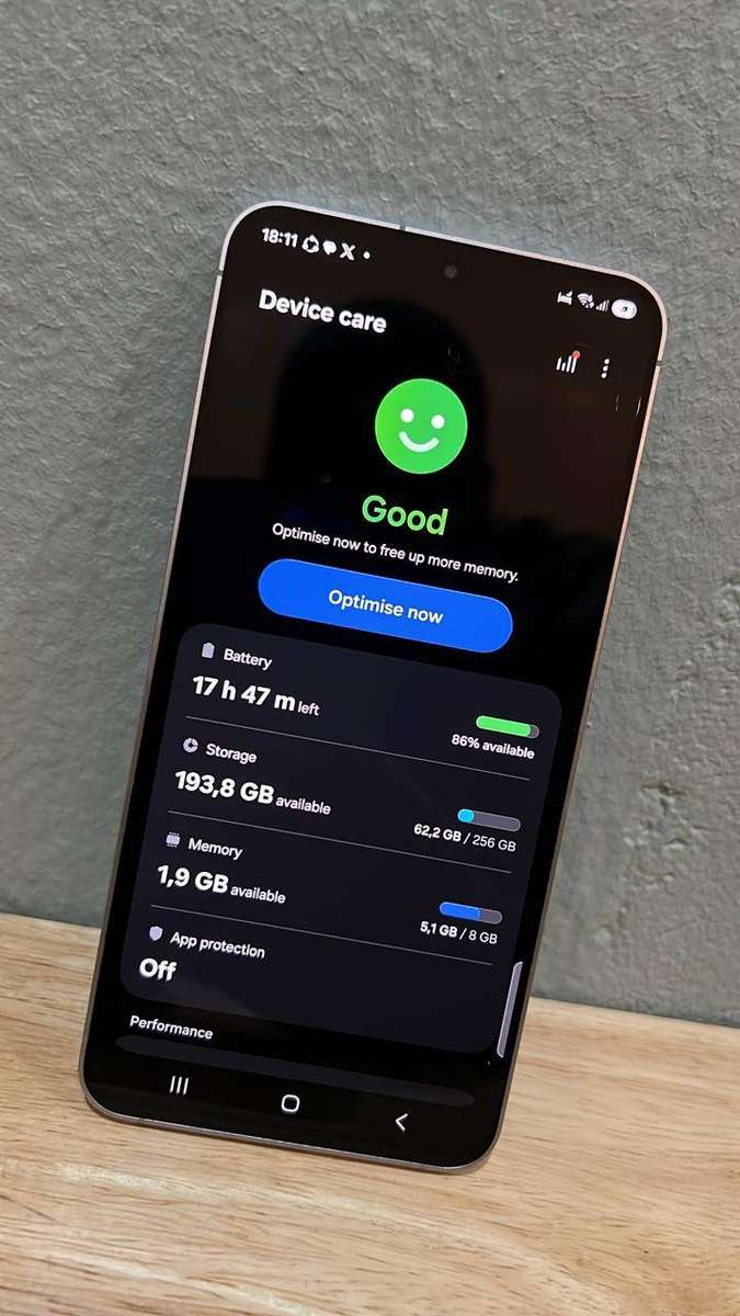 Samsung Galaxy S25 FE 5G 256GB Navy | Dual SIM | 6.7" 120Hz AMOLED | Android 16 | Excellent