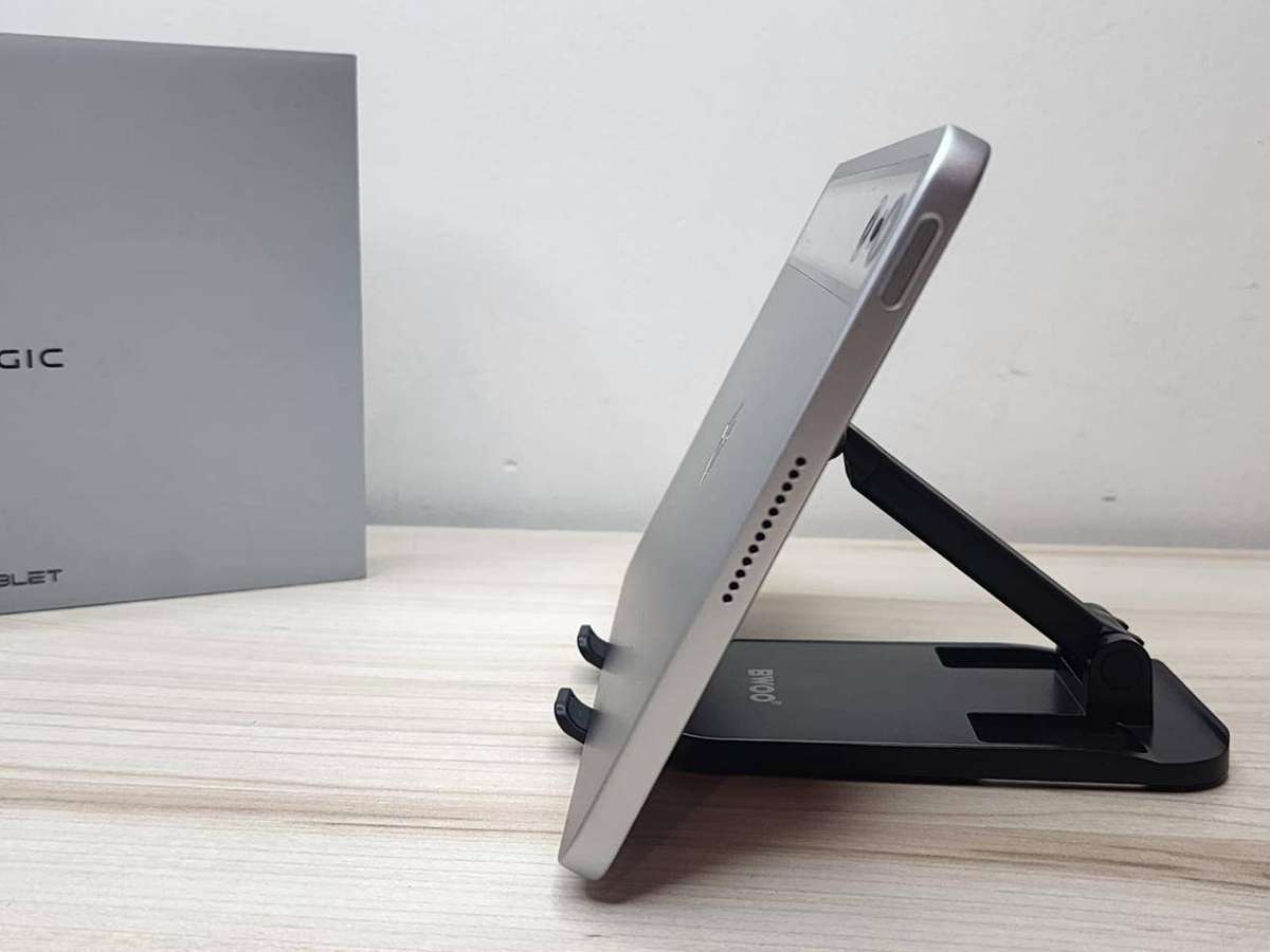 REDMAGIC Astra Gaming Tablet 12GB RAM 256GB | Snapdragon | Mint Condition |