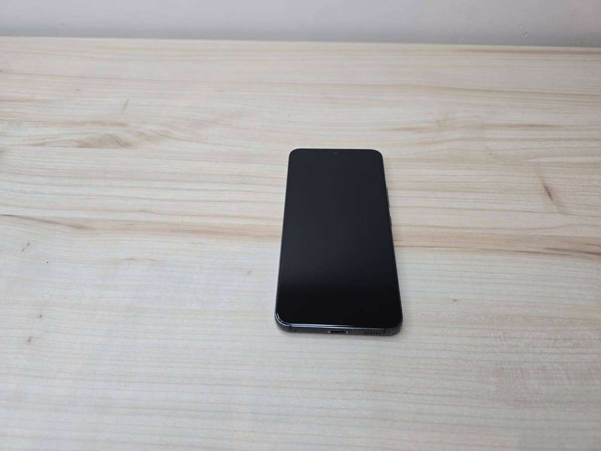 Samsung Galaxy S22 (256GB) Dual SIM SM-S901E/DS