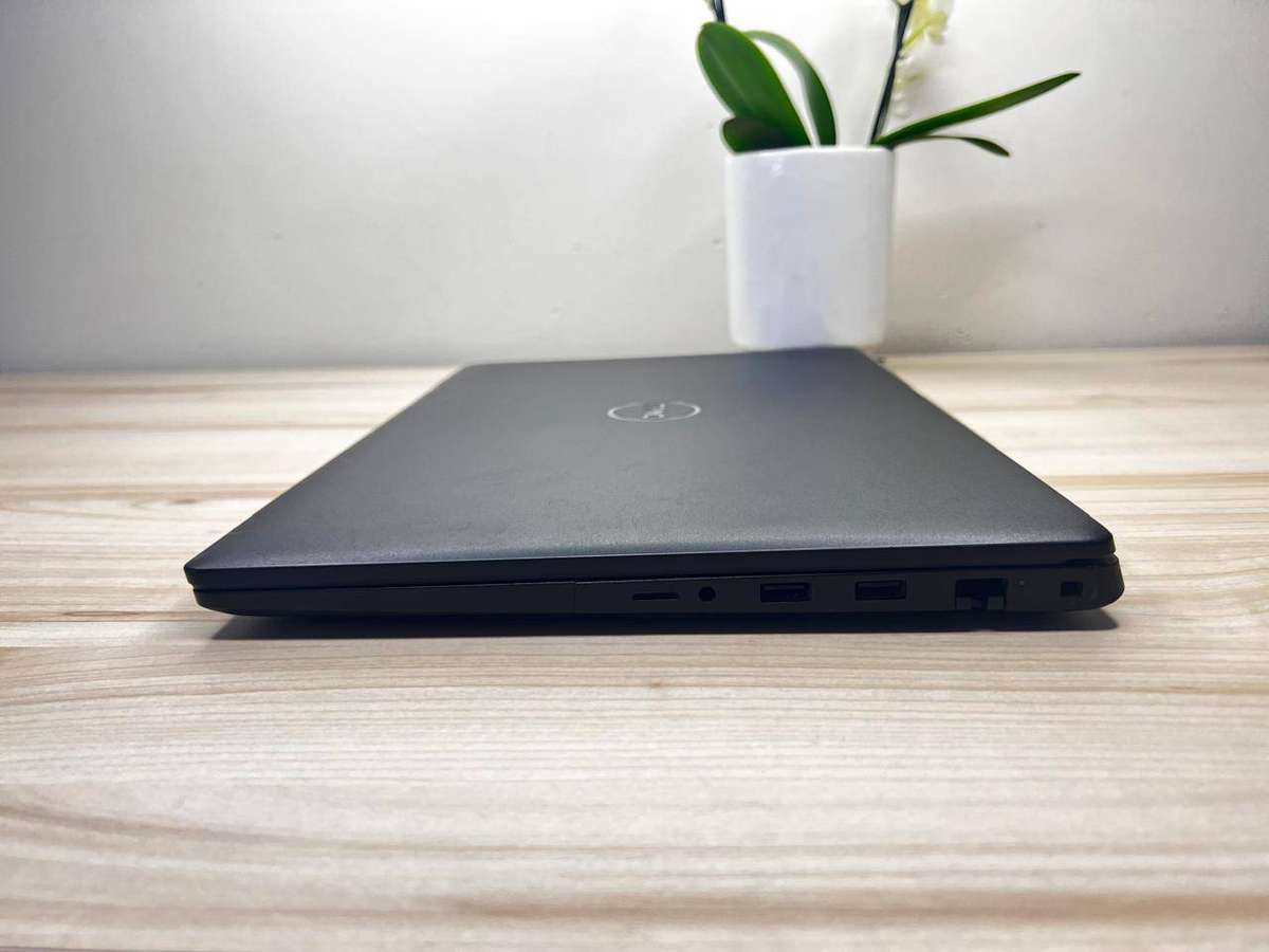 Dell Latitude 3520 15.6 | Intel Core i5-1135G7 11th Gen | 8GB RAM | 256GB SSD