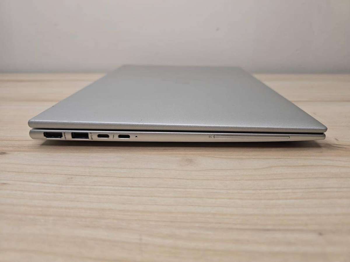HP EliteBook 840 G9 LTE  12th Gen Intel Core i5 · 16GB · 512GB SSD Mint