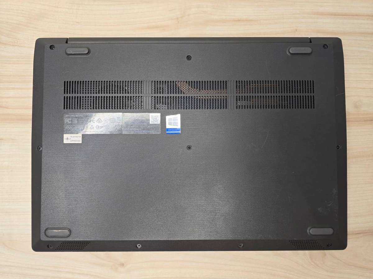 Lenovo V15 · Core i5 10th Gen · 12GB RAM · 256B SSD · 15.6"