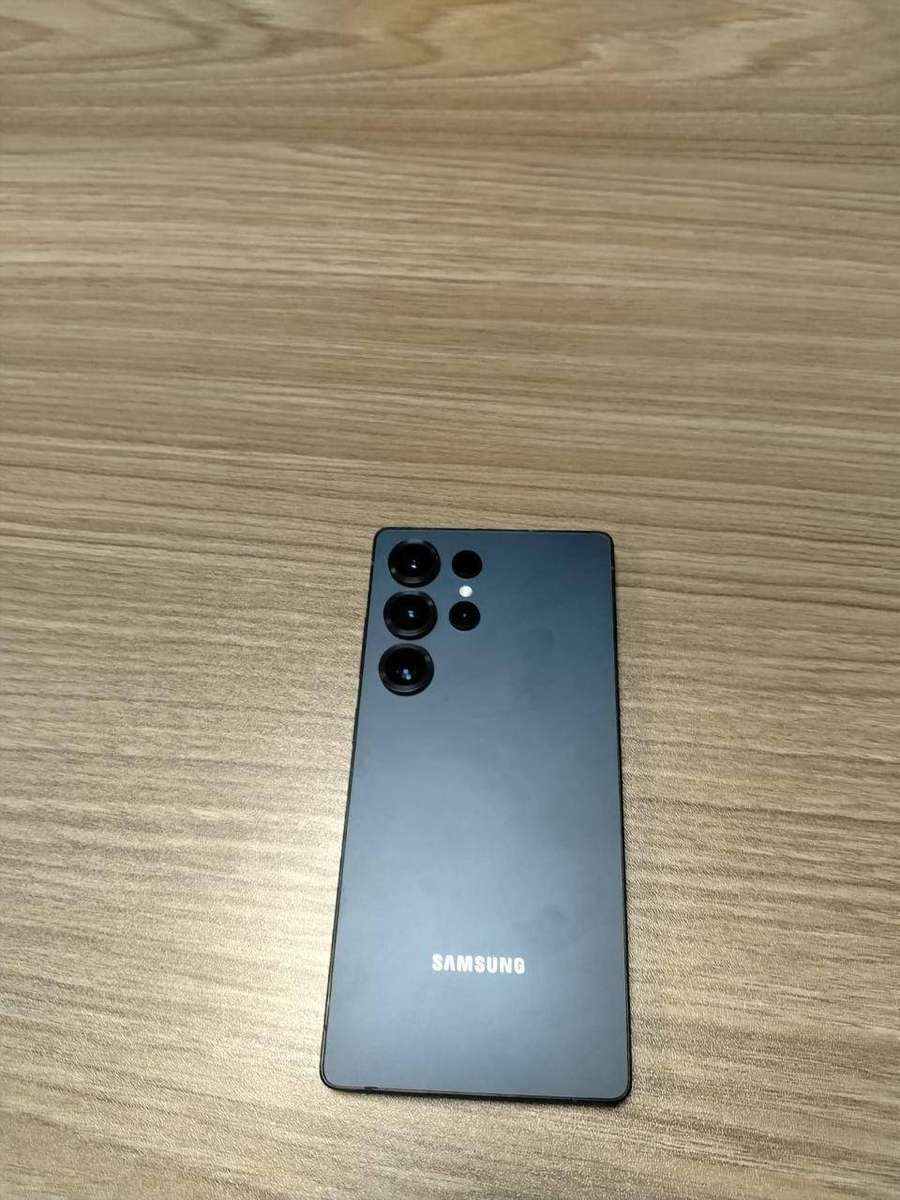 Samsung Galaxy S25 Ultra 5G 256GB  12GB Ram  Mint