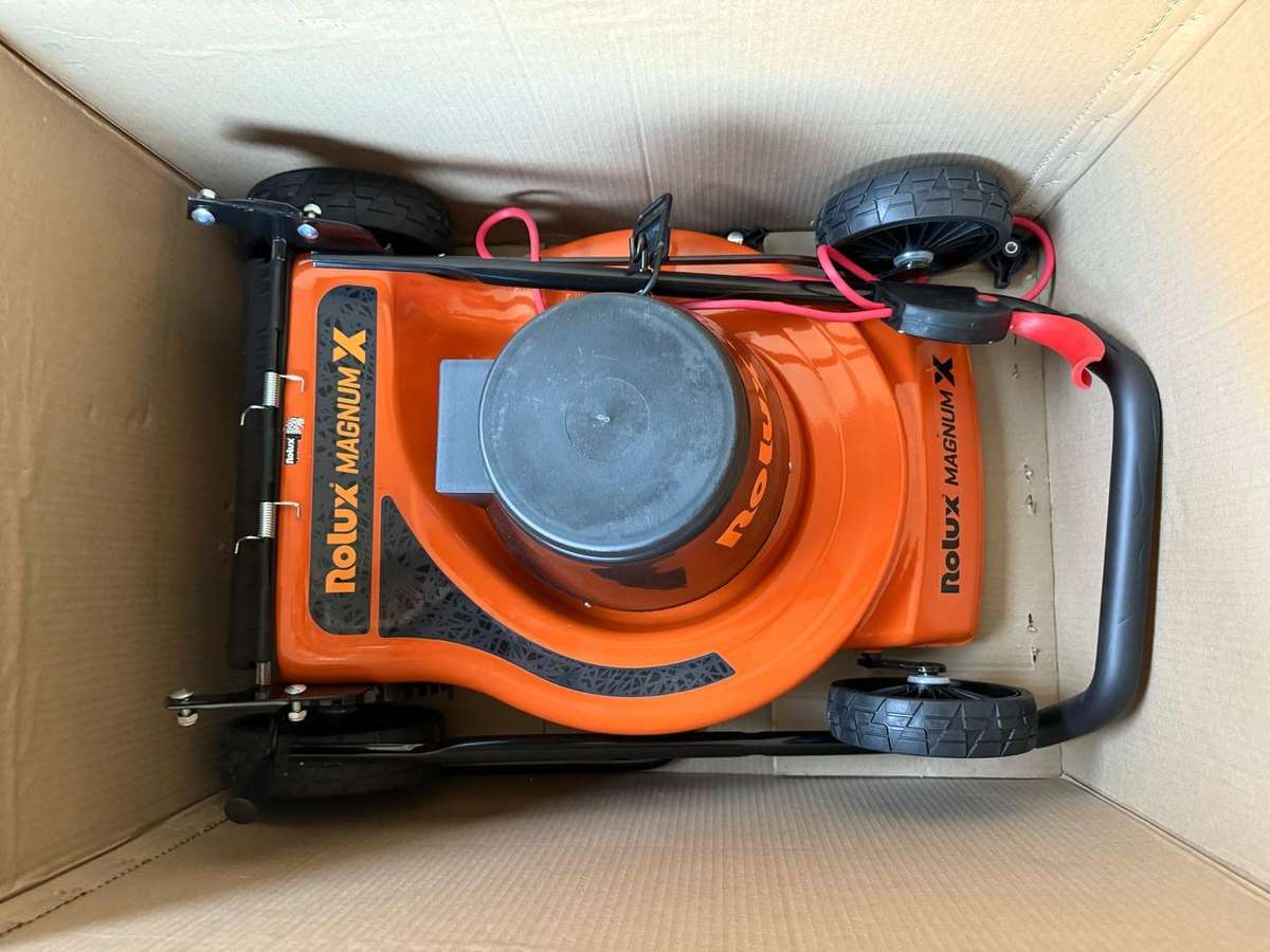 Rolux Magnum  2600Electric  Lawnmower New