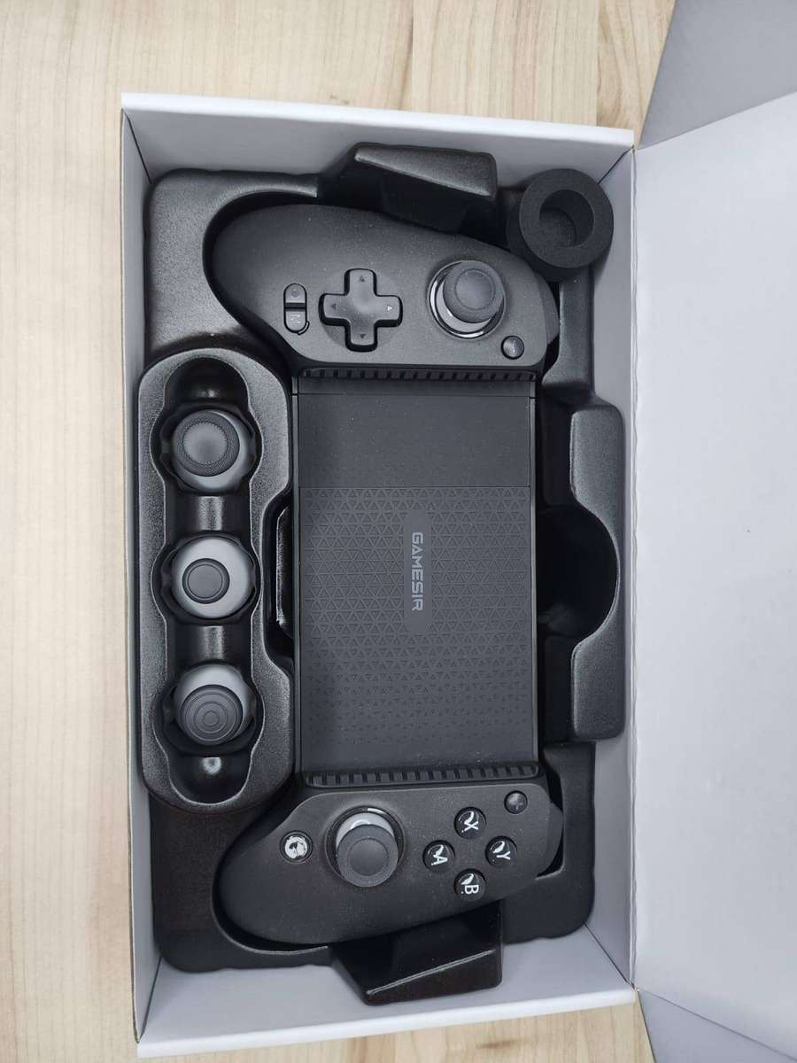 GameSir G8 Plus Wireless Mobile Game Controller | Hall Effect Triggers | Android & iPhone | New Open