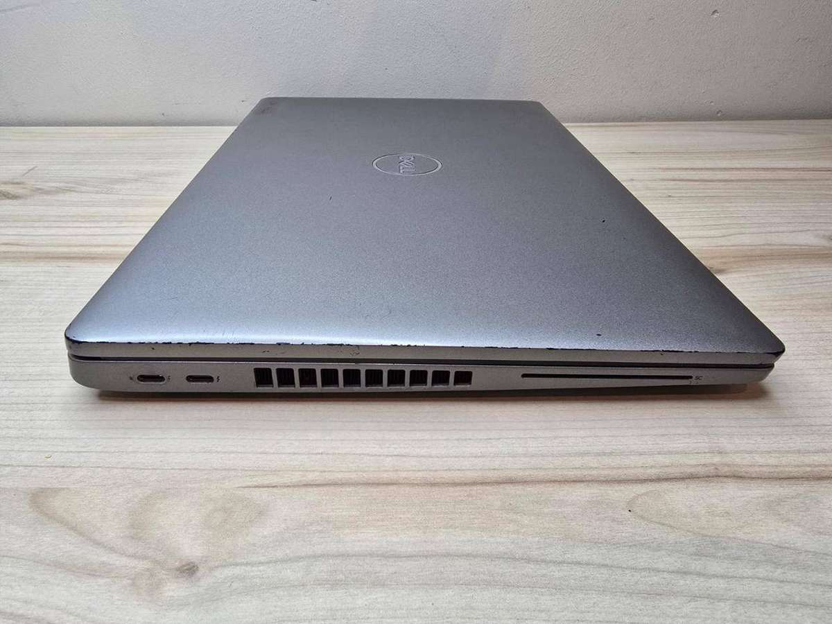 Dell Precision 3560 | Intel i7-1185G7 | 16GB RAM | 512GB SSD | NVIDIA T500 Graphics