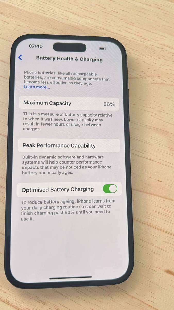 Apple iPhone 14 Pro 256GB Space Black  eSIM    86% Battery Health  Excellent Condition