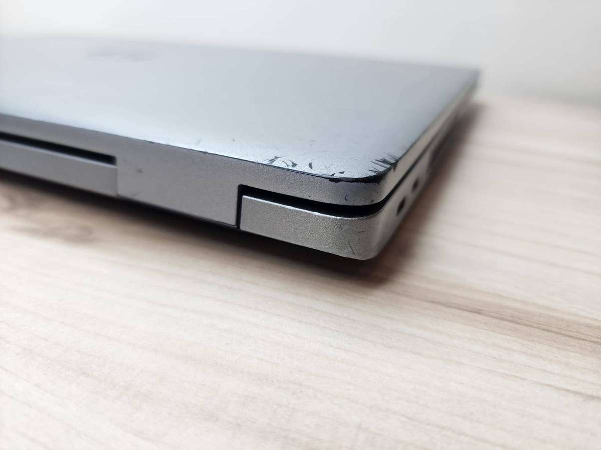 Dell Latitude 5520  11th Gen i7 | 15.6 | 16GB RAM | 512GB SSD | SIM | Iris Xe