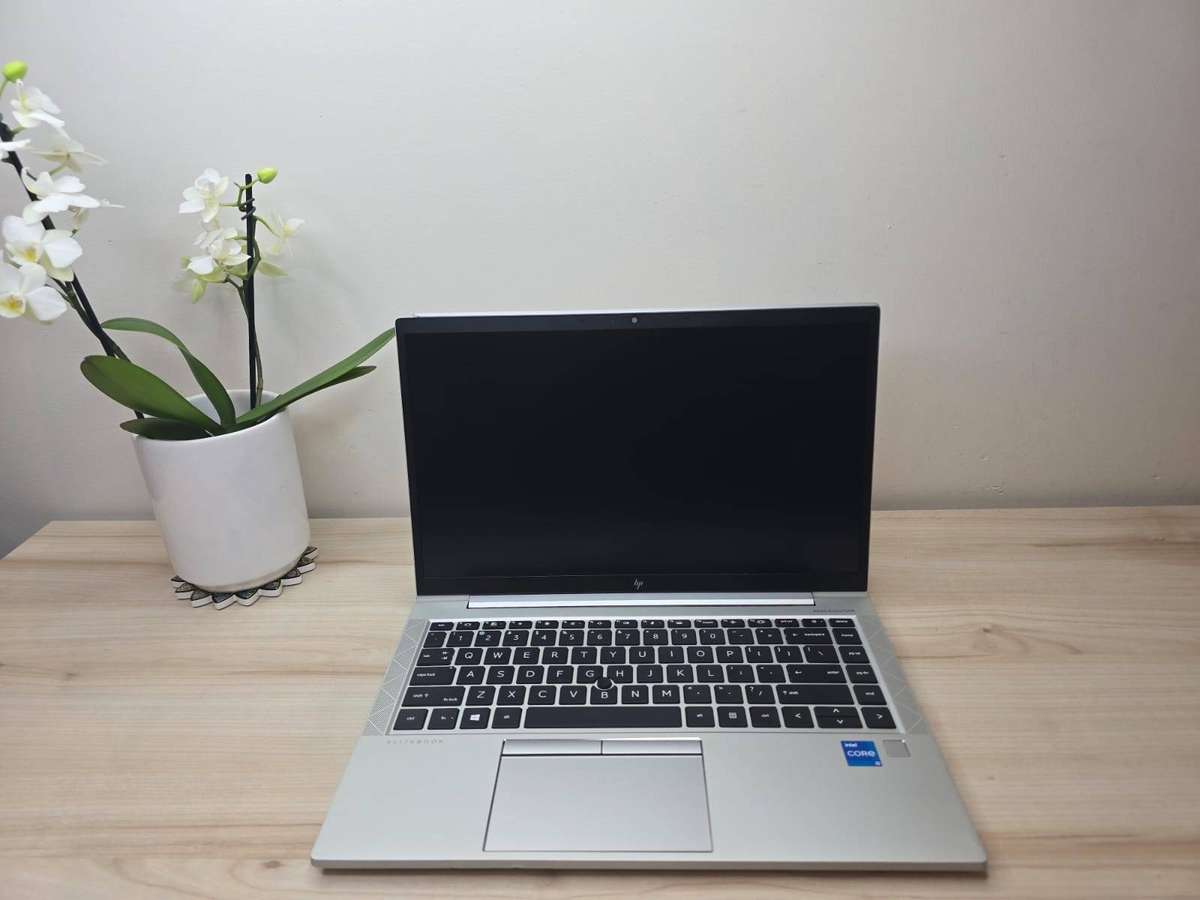 HP EliteBook 840 G8 LTE  11th Gen Intel Core i5  8GB  256Gb Ssd