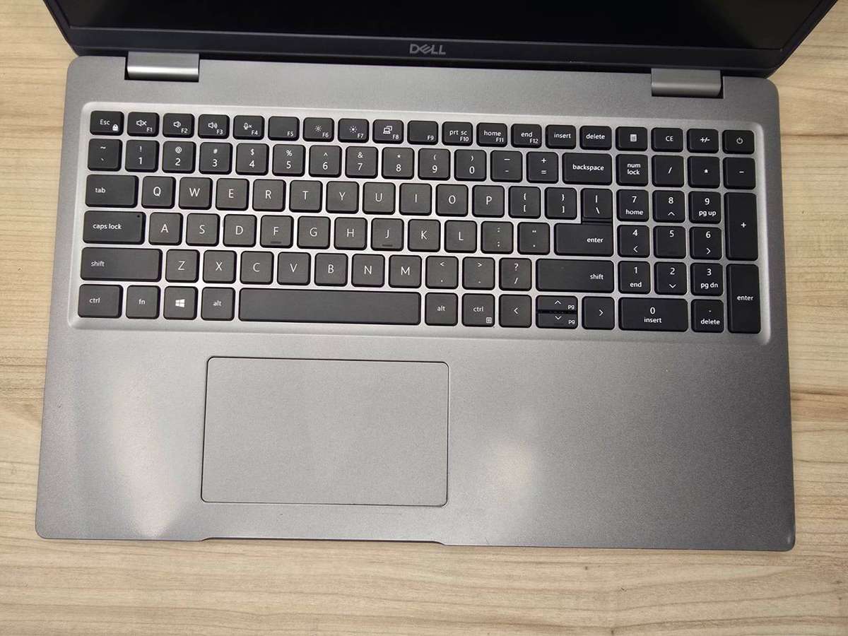 Dell Latitude 5520 | i5-1145G7 vPro 11th Gen | 8GB | 256GB SSD | LTE | Iris Xe