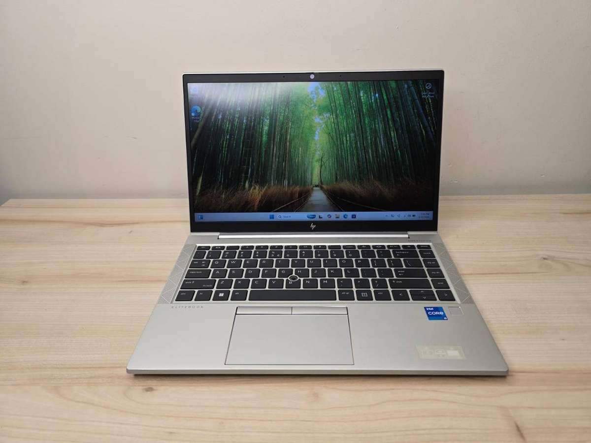 HP EliteBook 840 G8 LTE  11th Gen Intel Core i5  16GB  512GB SSD MINT