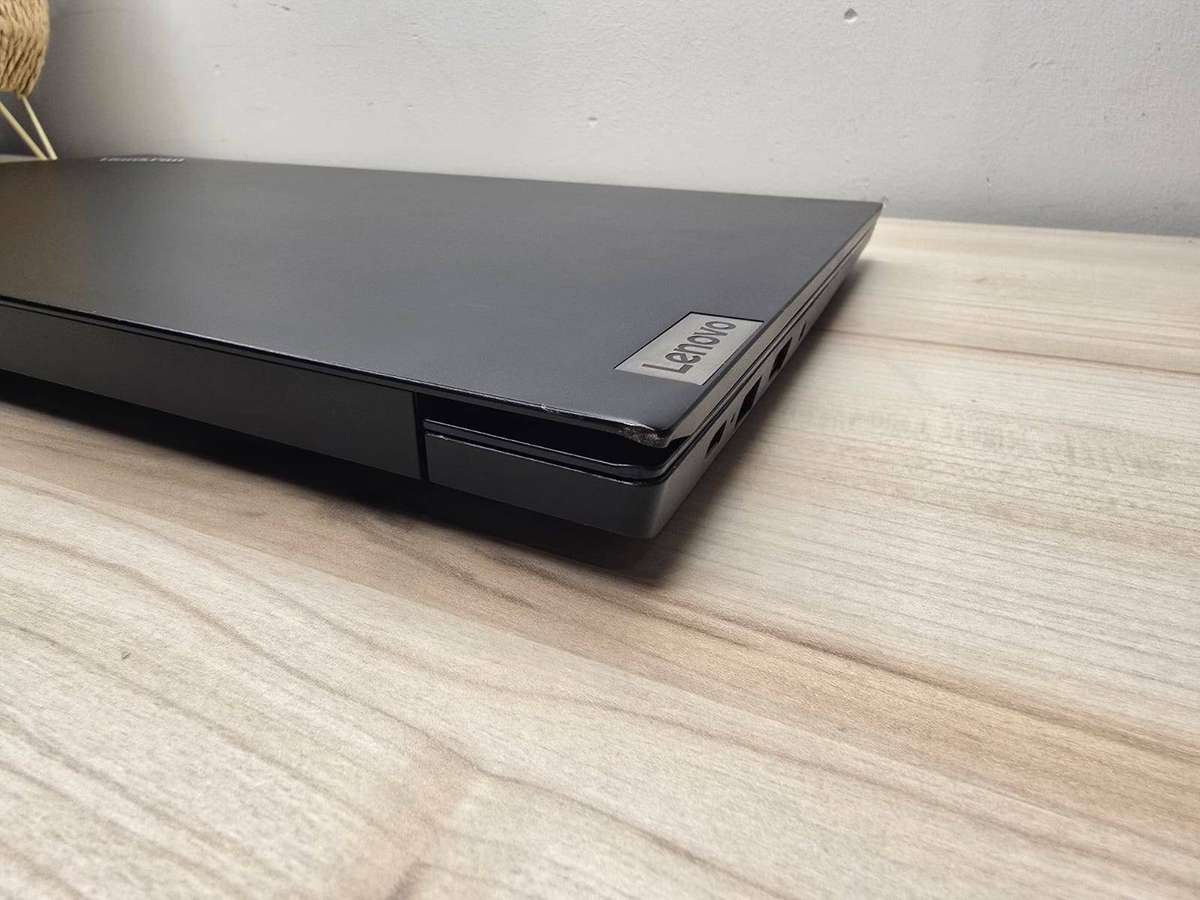 Lenovo Thinkpad  E15 I5 11th gen 8gb ram 256gb ssd