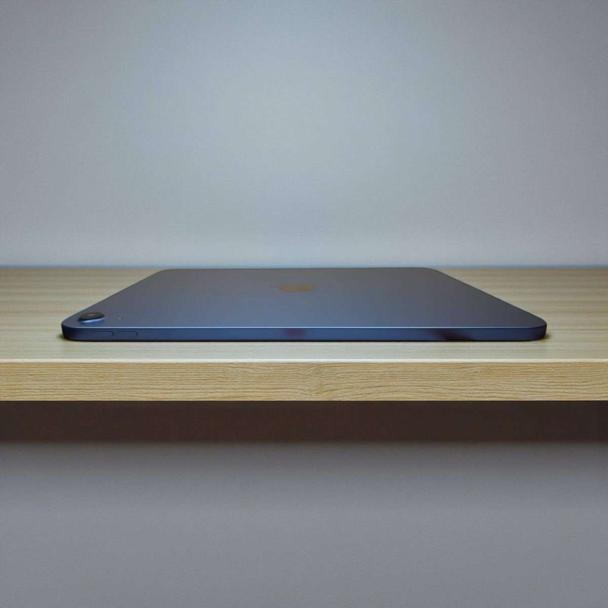 Apple iPad A16 128GB Wi-Fi (Model A3354) | Mint Condition