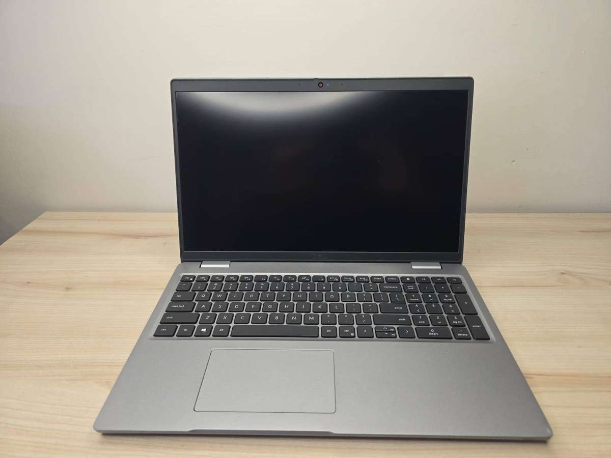 Dell Latitude 5520 | i5-1145G7 vPro 11th Gen | 8GB | 256GB SSD | LTE | Iris Xe