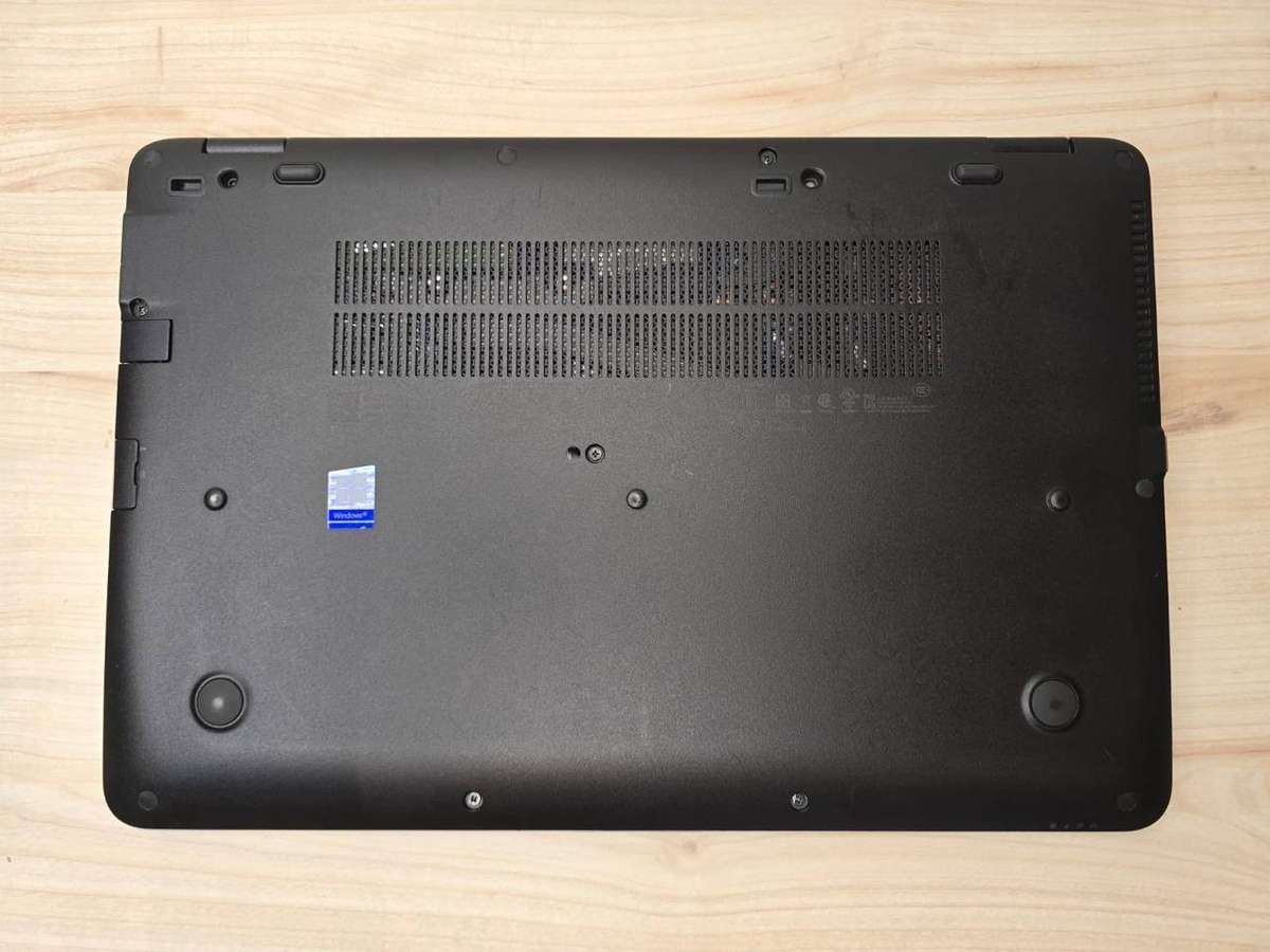 HP EliteBook 850 G3 | i5-6200U / 8GB / 256GB SSD | 15.6