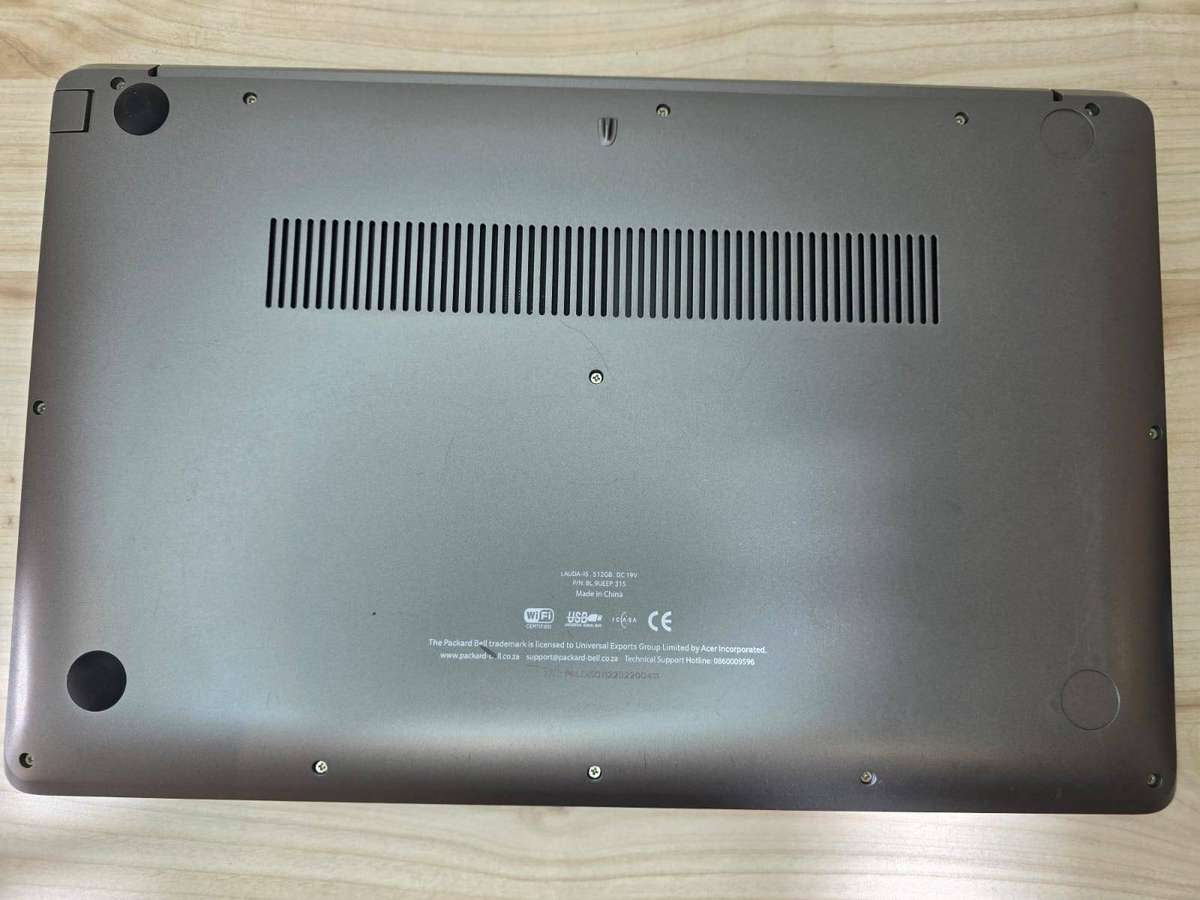 Packard Bell LAUDA-i5 | 15.6 FHD | 11th Gen i5 | 8GB RAM | 512GB SSD