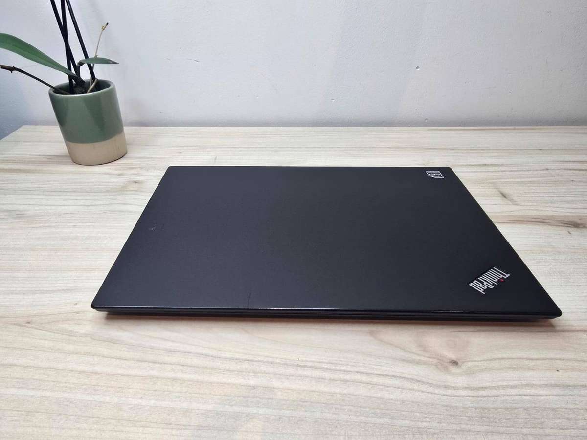 Lenovo thinkpad t14 gen 1 15 11th gen 16gb ram 256gb ssd
