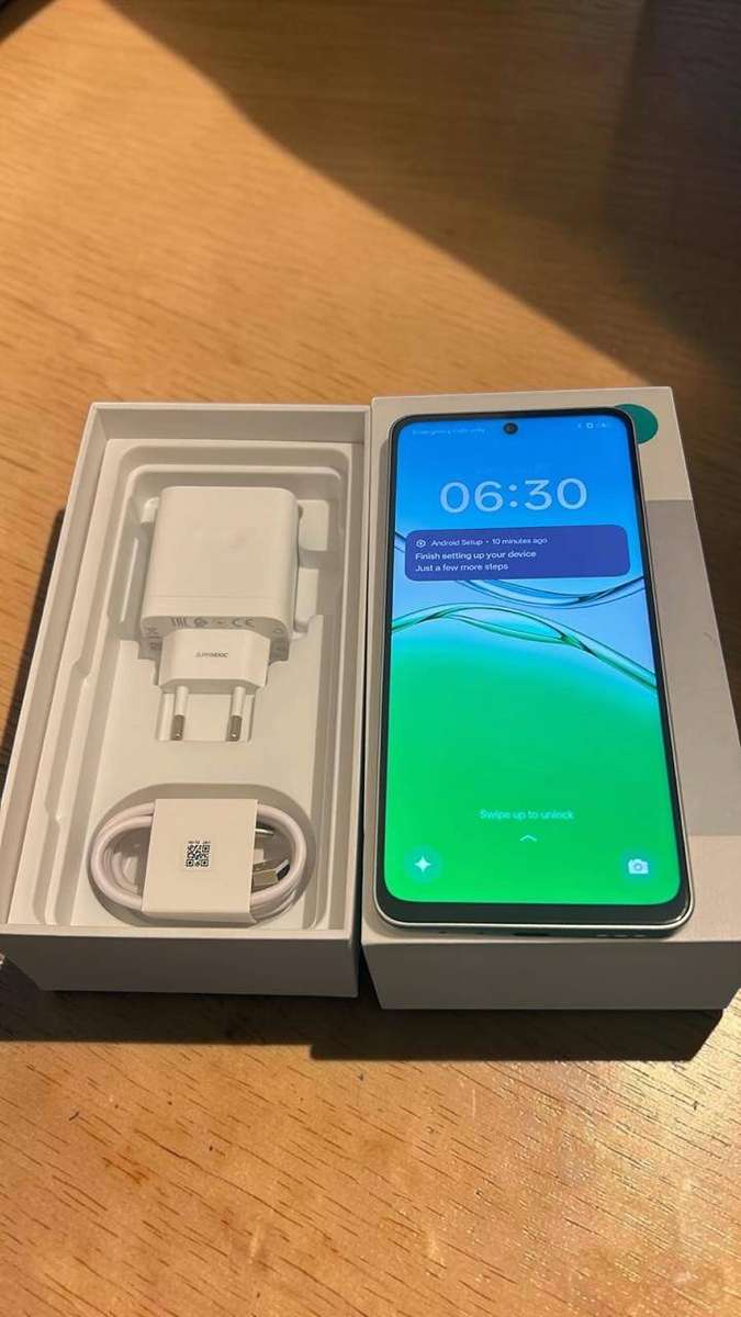 OPPO A5 Pro 256GB / 8GB RAM  Like New