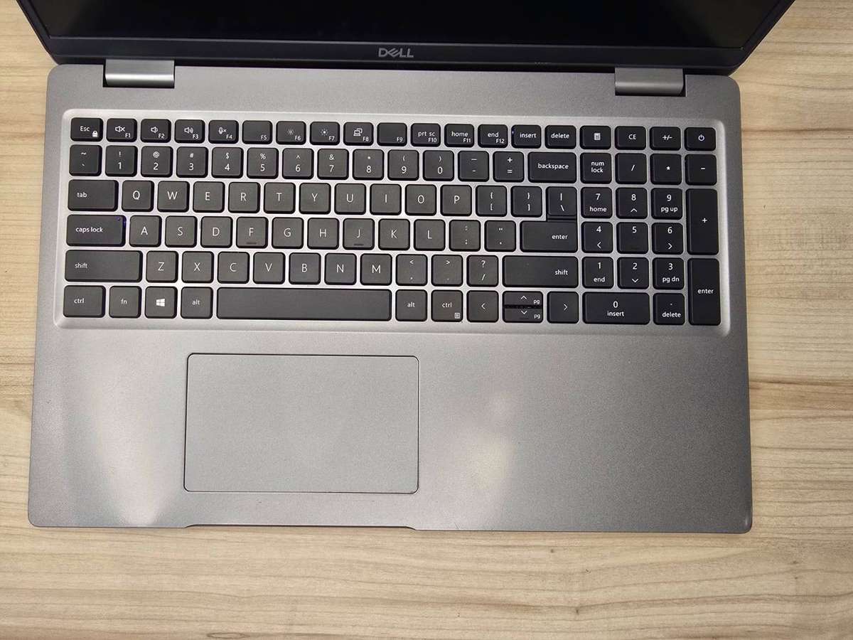 Dell Latitude 5520 | i5-1145G7 vPro 11th Gen | 8GB | 256GB SSD | LTE | Iris Xe