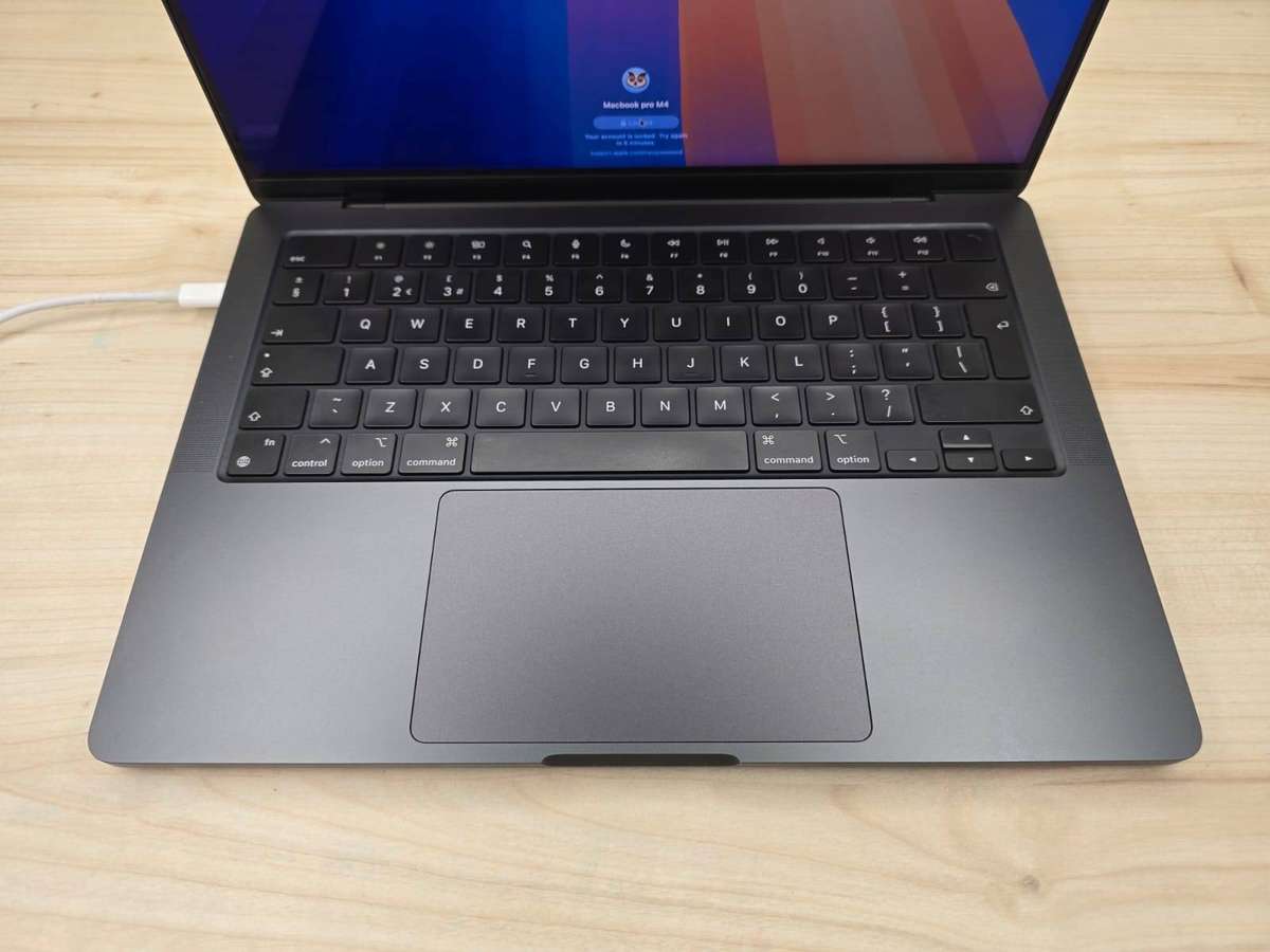 Apple MacBook Pro 14 M4 16GB RAM 512GB SSD | Space Black | Battery Health 97%