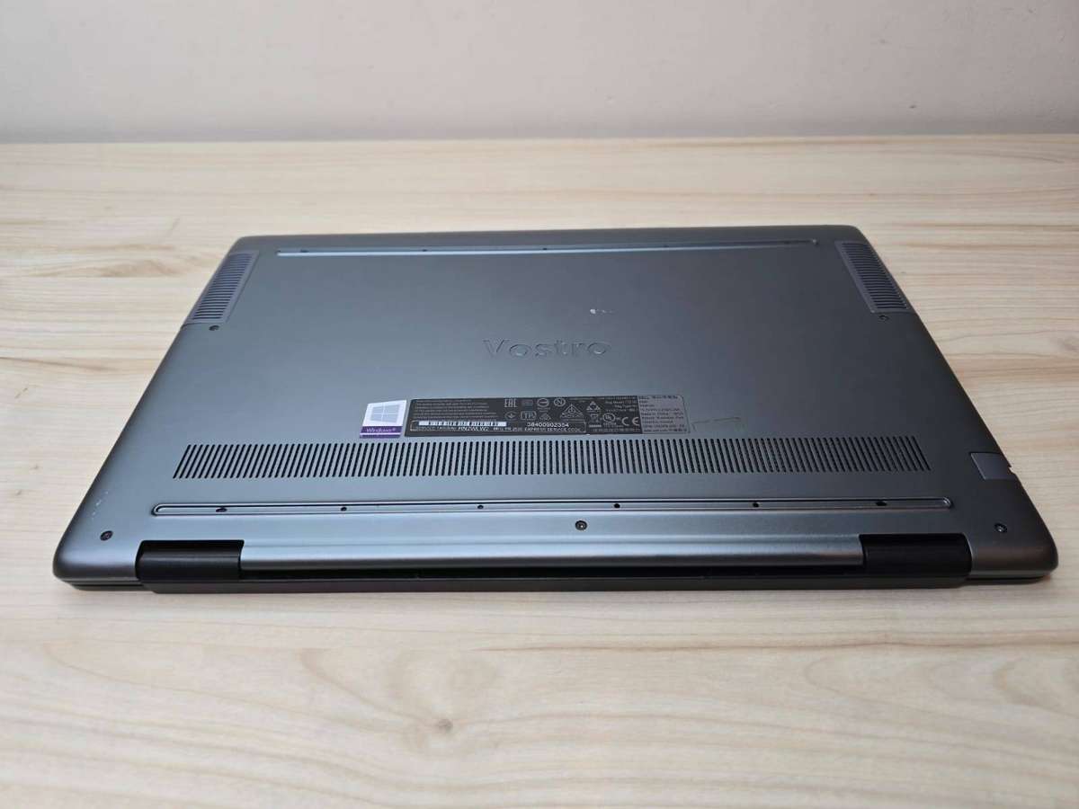 Dell Vostro 5590 | i5 10th Gen | 8GB RAM | 256GB SSD | 15.6