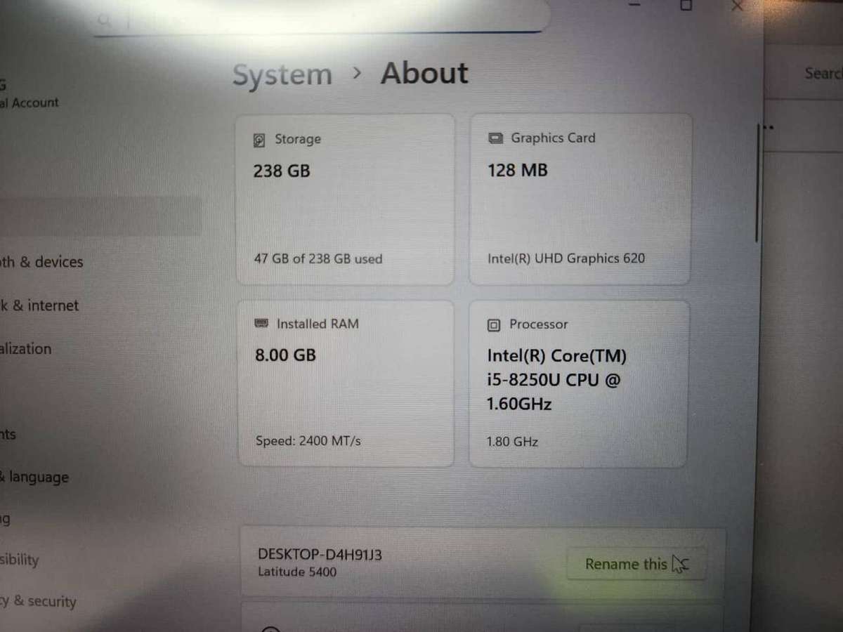 Dell Latitude 5400 i5 8th gen 8gb ram 256gb ssd lte