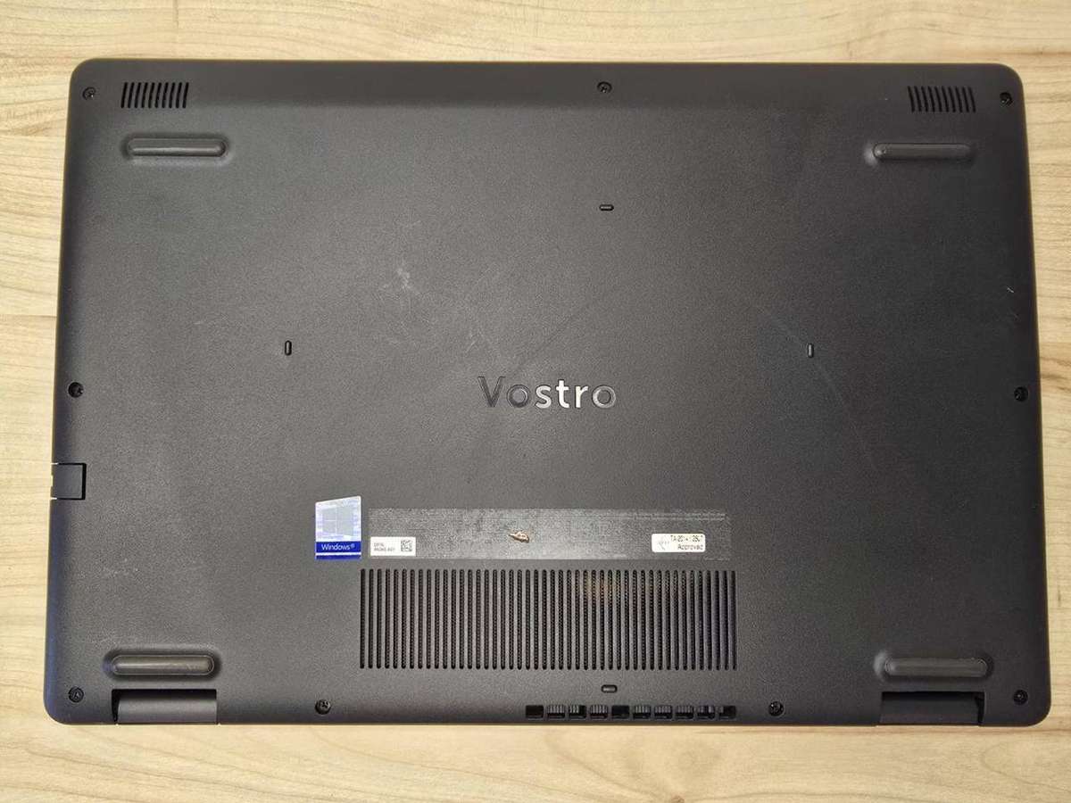 Dell Vostro 3500 i5 11th Gen | 8GB | 256GB SSD | Iris Xe | Clean
