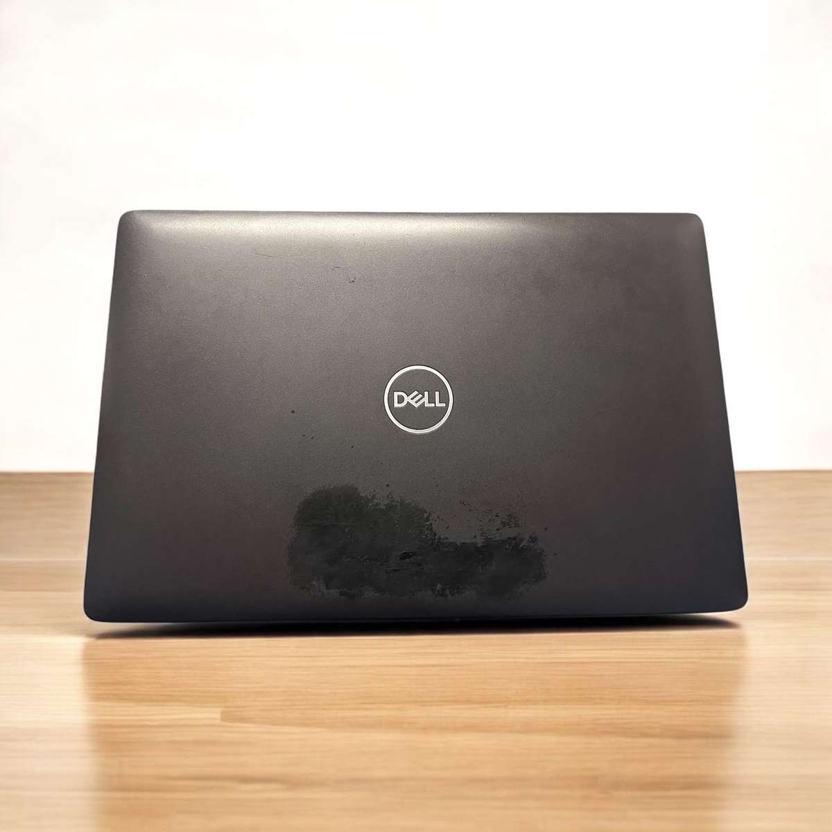 Dell Precision 3541  i7-9750H / 15.6 FHD / 32GB RAM / 512GB SSD / 1TB HDD/Quadro P620 4GB/4G LTE