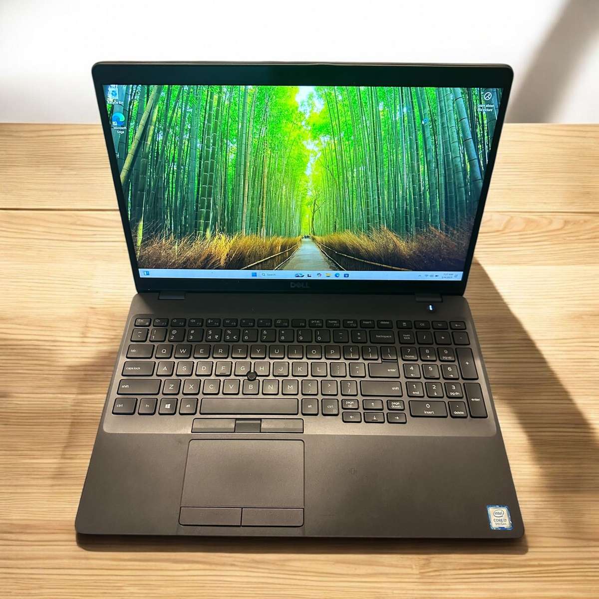 Dell Precision 3541  i7-9750H / 15.6 FHD / 32GB RAM / 512GB SSD / 1TB HDD/Quadro P620 4GB/4G LTE