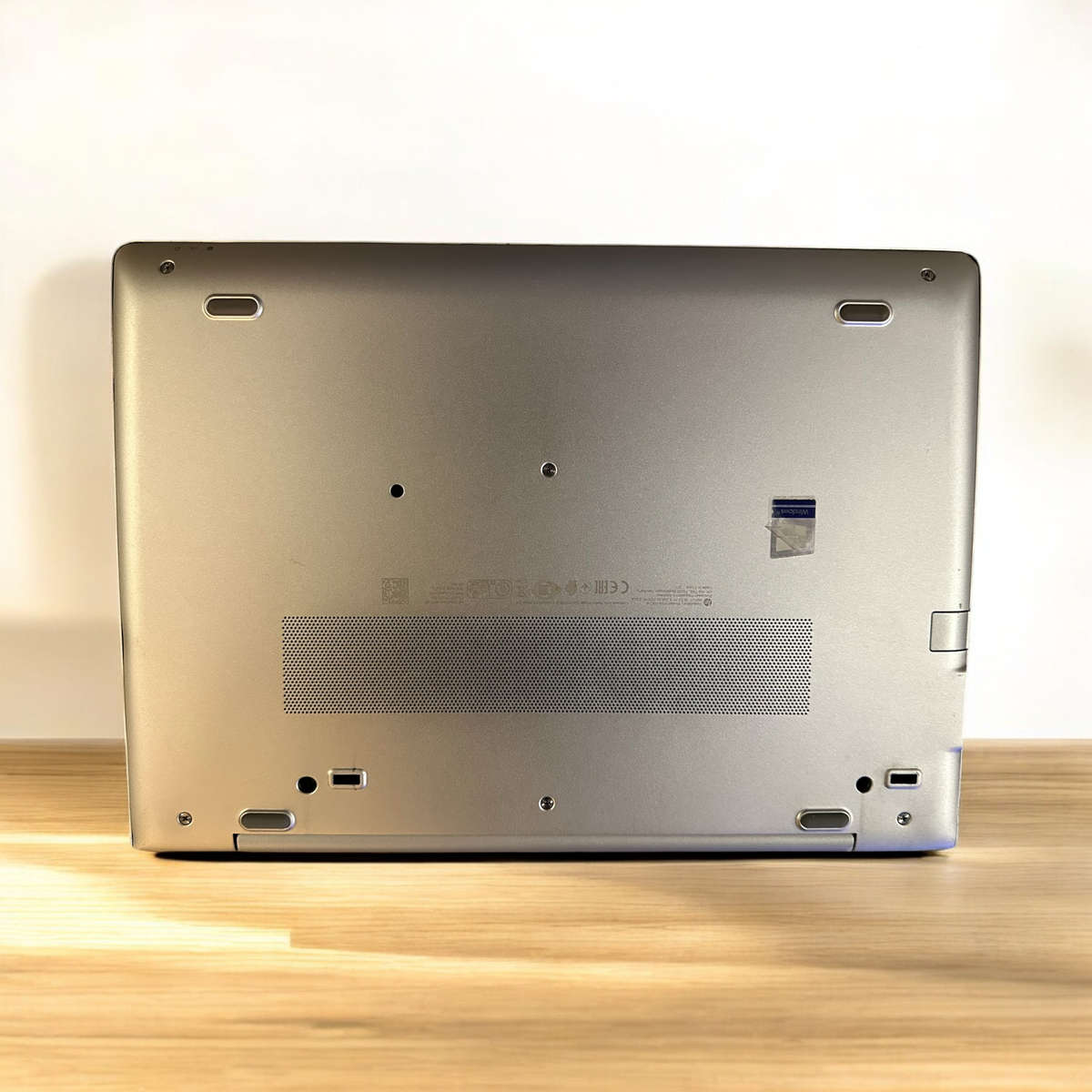 HP EliteBook 840 G5  8th Gen i7-8550U@1.9GHz, 16GB RAM, 256GB SSD FHD Display LTE