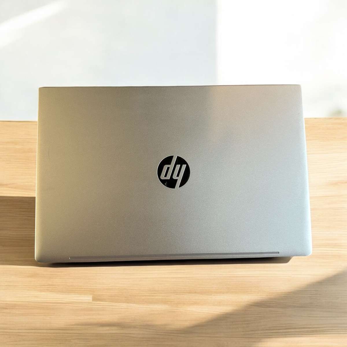 HP ProBook 450 G8 , 15.6` Notebook - 11th Gen Intel Core i5-1135G7, 256GB SSD, 8GB RAM Xe Graphics