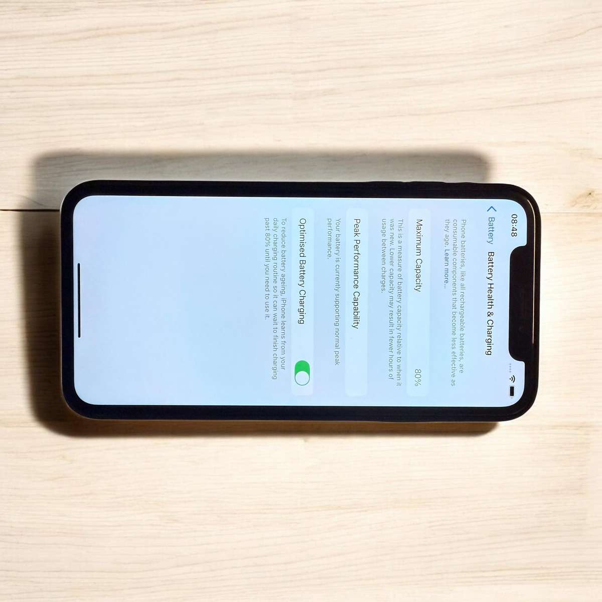 I phone xr 64gb 80% batt health mint