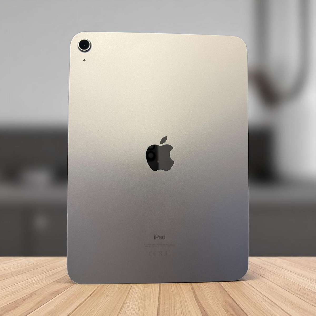 iPad 10.9" 10th Gen (Wifi Only) 64GB mint