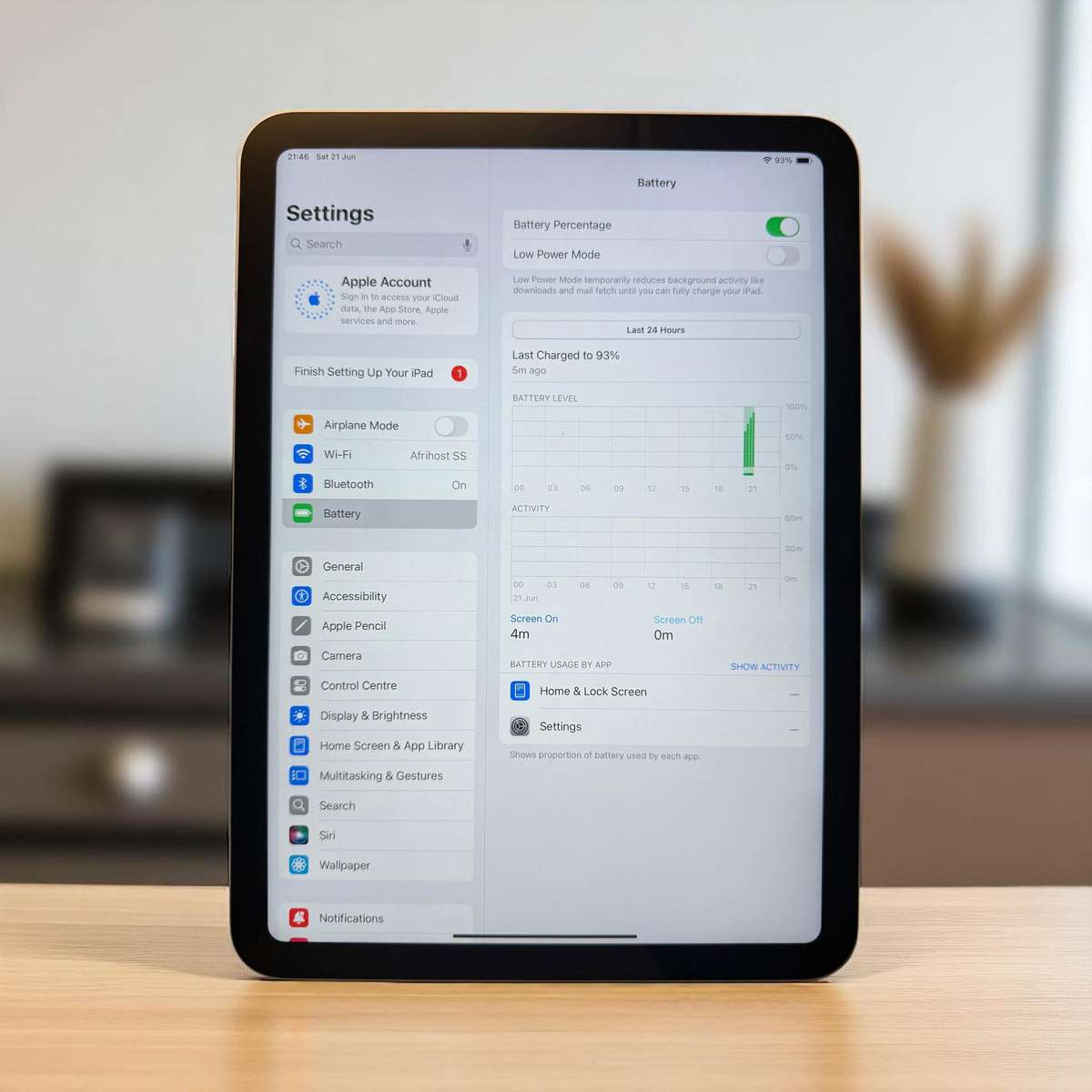 iPad 10.9" 10th Gen (Wifi Only) 64GB mint