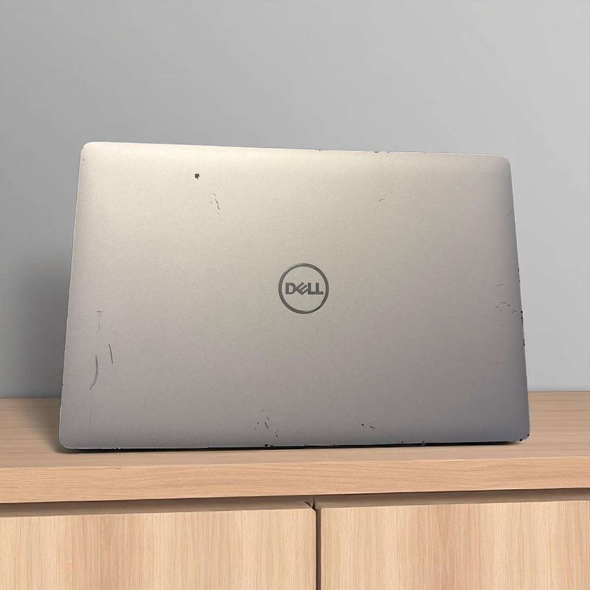 Dell latitude 5511 Core i7 10th gen 16gb ram 512gb ssd Nvidia Geforce Mx 250 lte