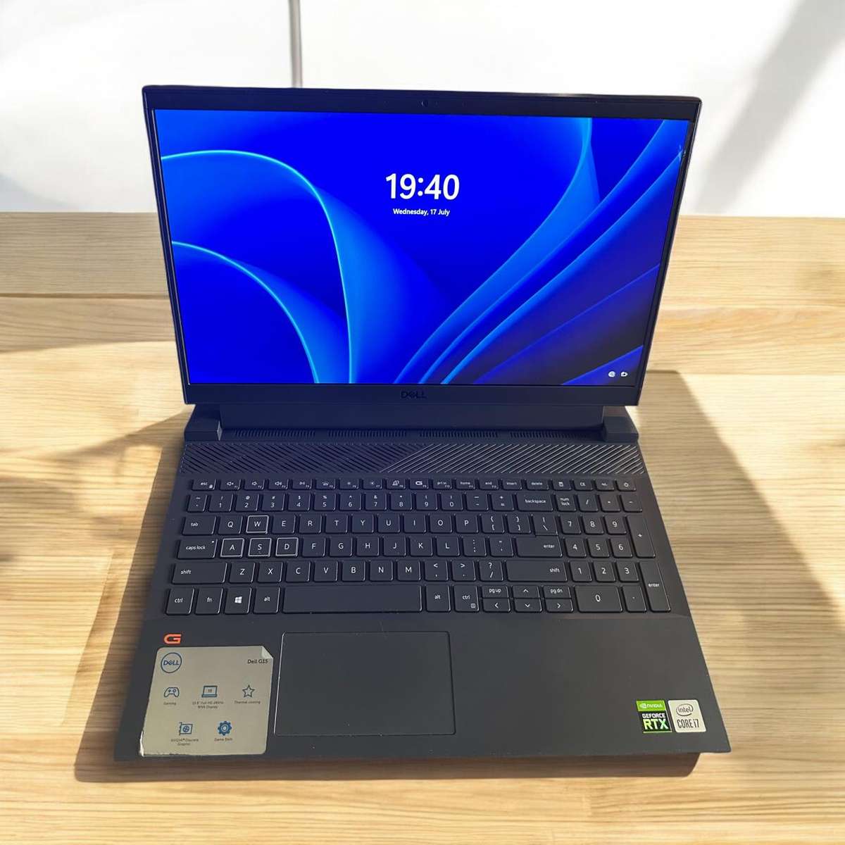 Dell Inspiron G15 5510 15.6-inch FHD Gaming Laptop i7-10870H 1TB SSD 32GB RAM GeForce RTX 3060