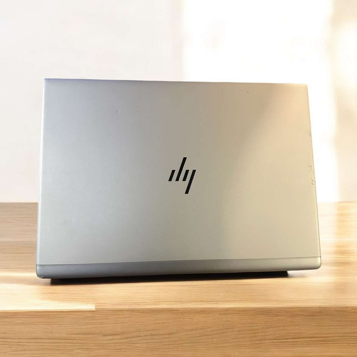 HP EliteBook 840 G5  8th Gen i7-8665U@1.9GHz, 16GB RAM, 256GB SSD FHD Display LTE