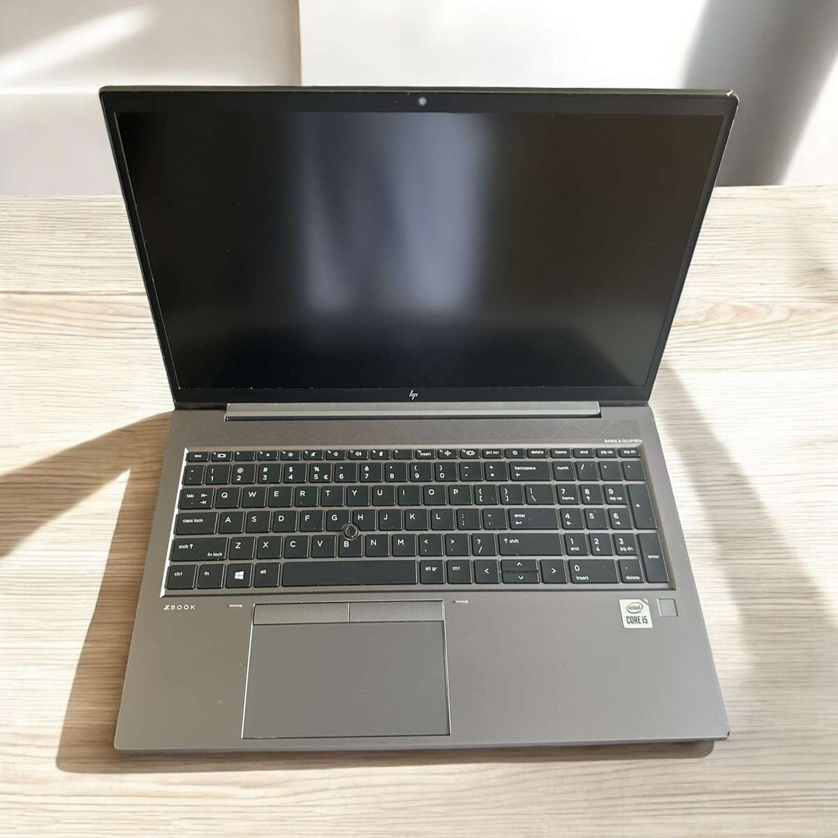 Hp ZBook Firefly 15 G7 Mobile Work Station HD Core i5-10310U 512GBSSD 32GB RAM LTE