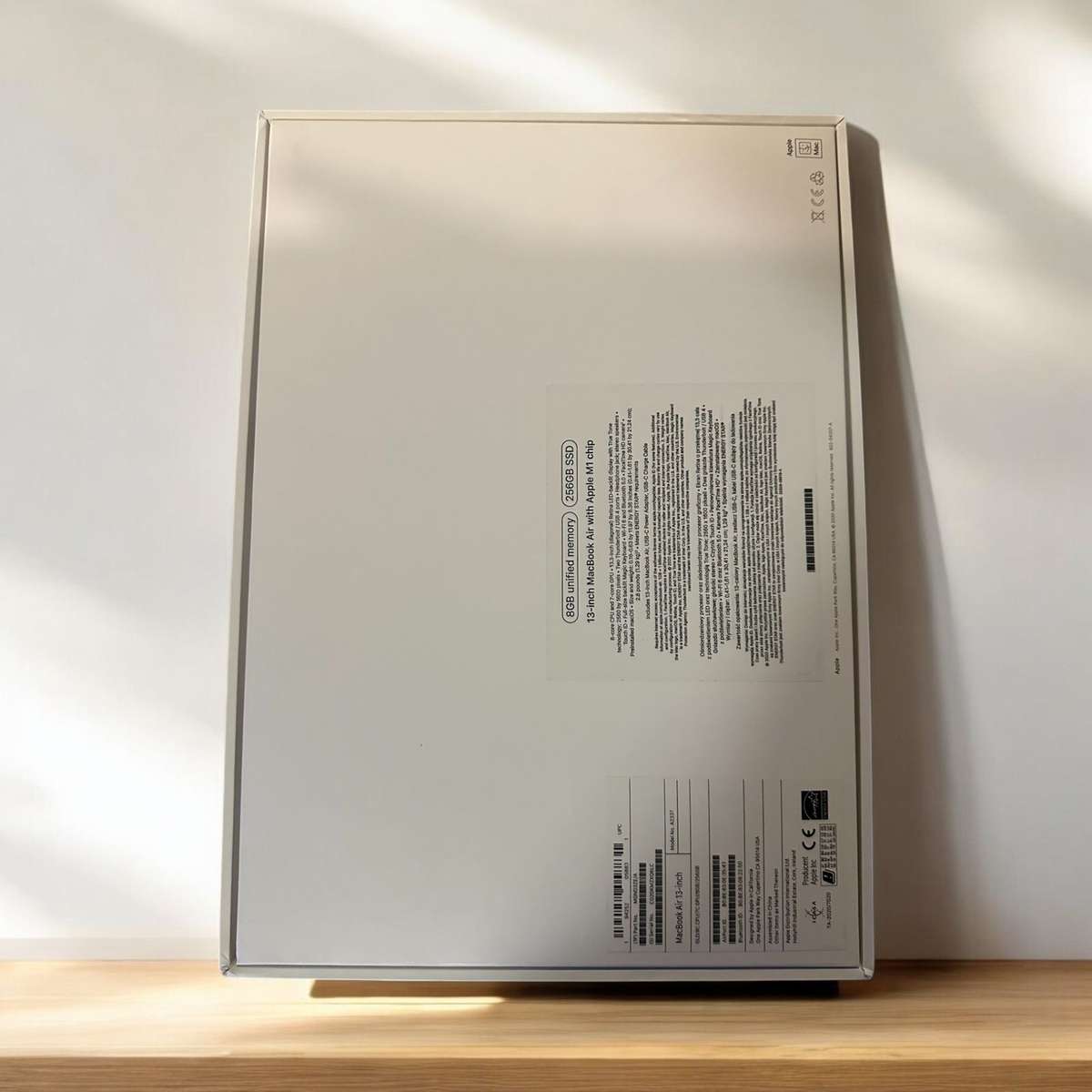 MACBOOK AIR  M1 CHIP 2020 8GB RAM 251GB SSD