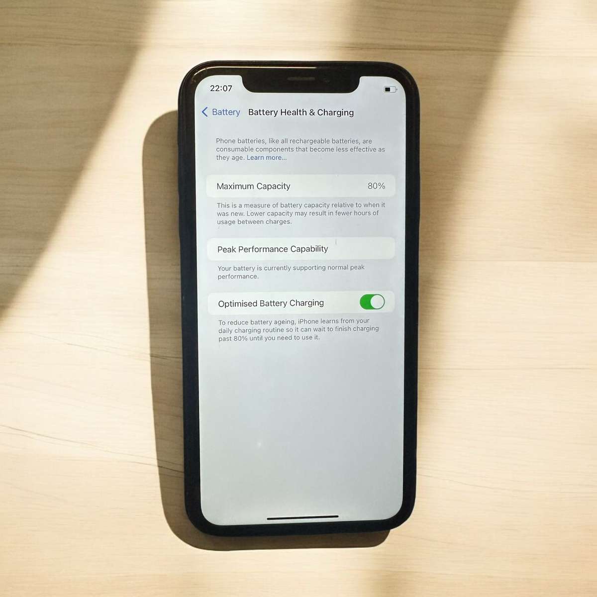 i PHONE XR 64GB   80% BATT HEALTH