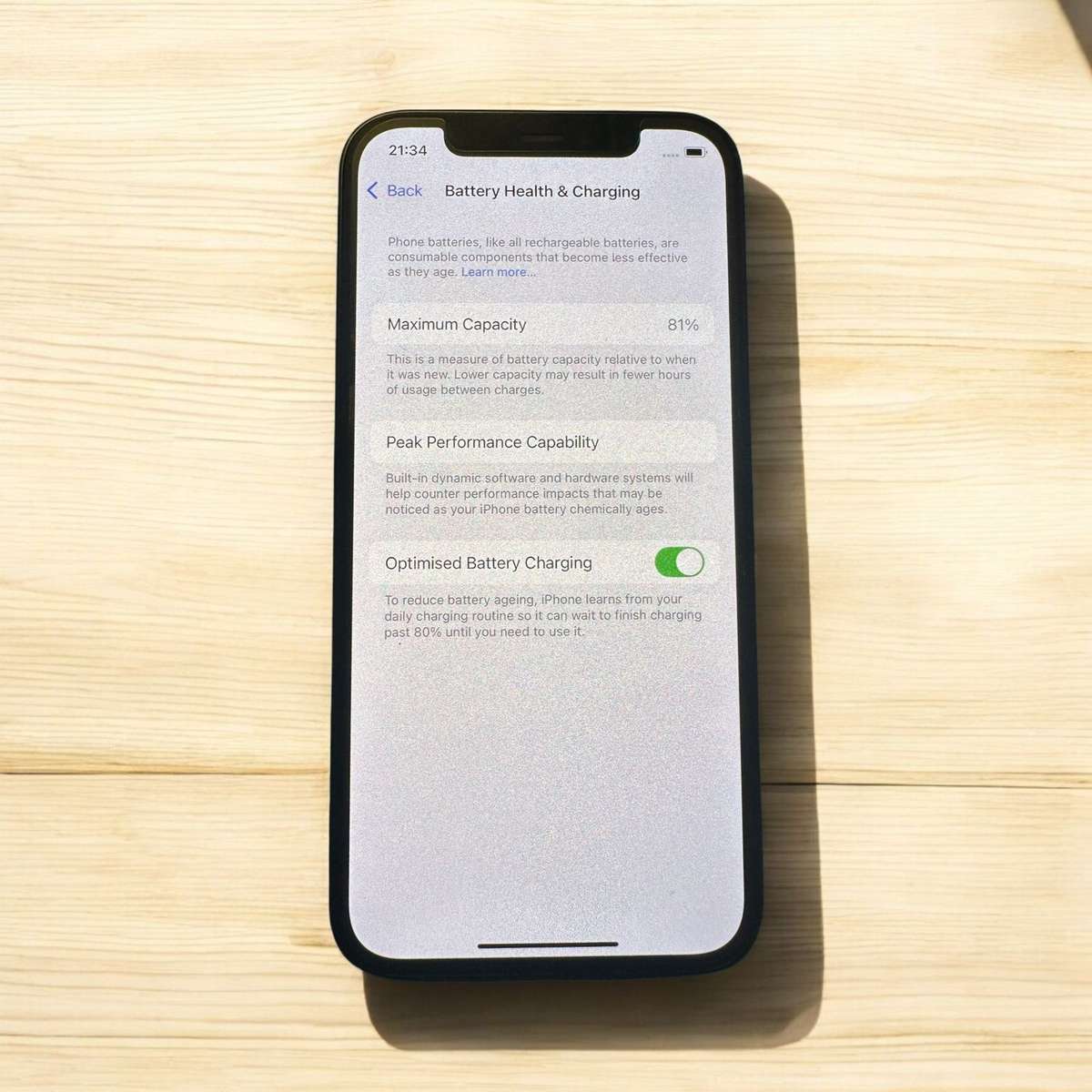 I PHONE 12  64 GB 81% BATTERY HEALTH