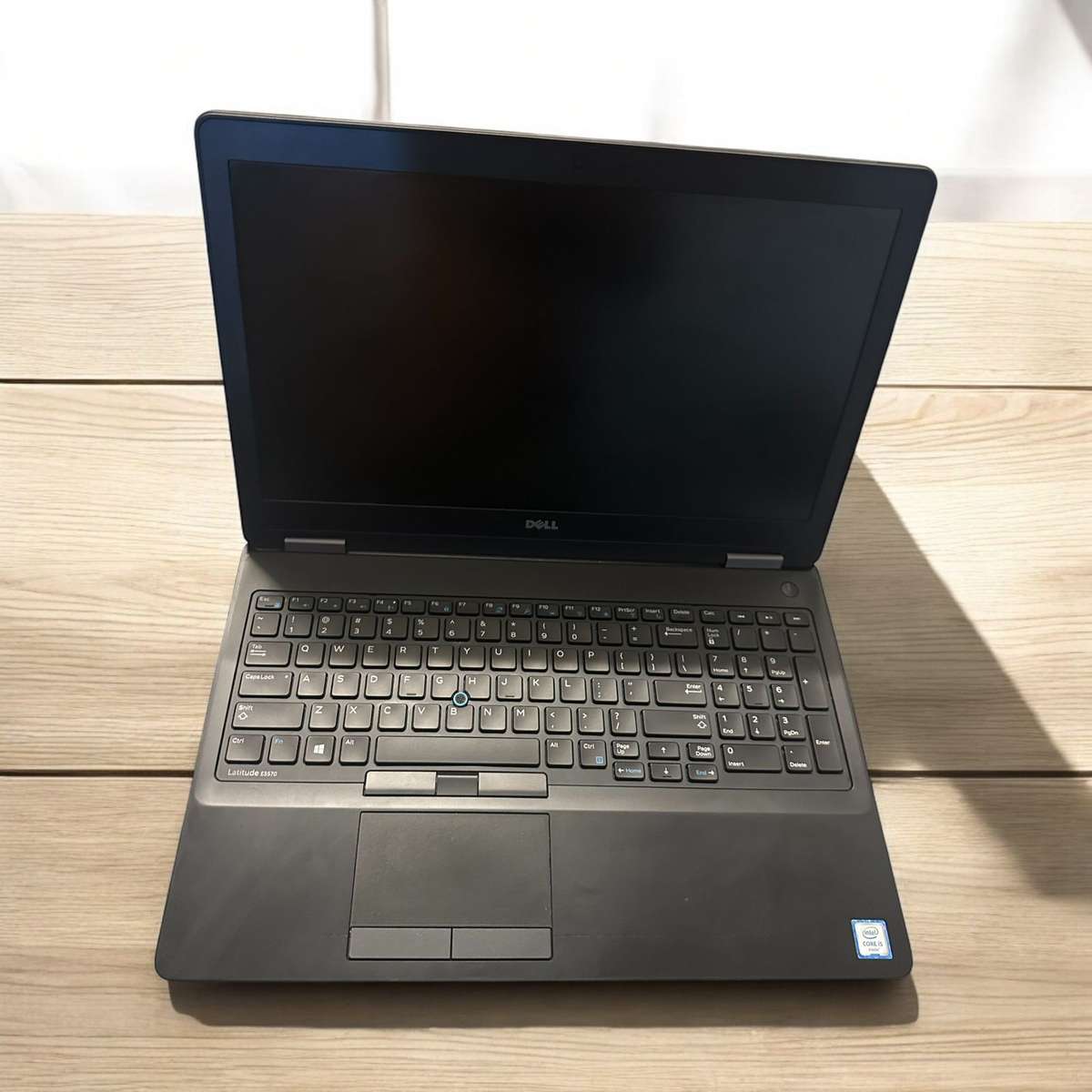 Dell Latitude E5570,  i5-6200@2.3GHz, 8GB RAM, 256GB SSD
