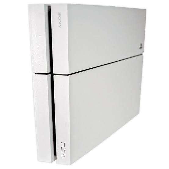 SONY PLAYSTATION 4  500GB WITH 1 CONTROLLER