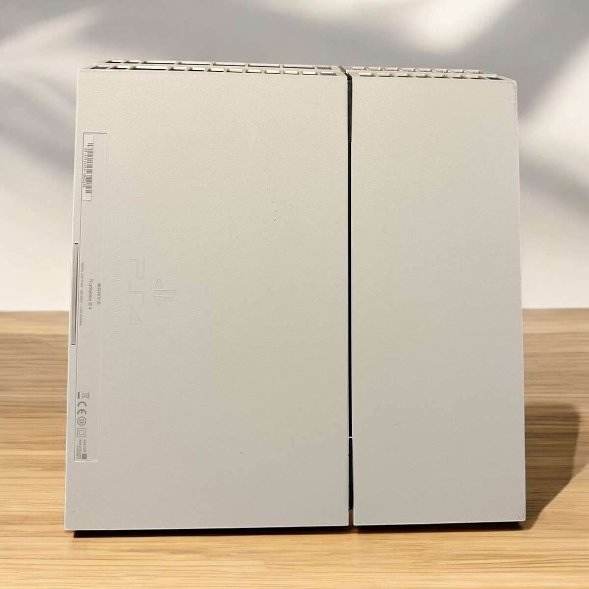 SONY PLAYSTATION 4  500GB WITH 1 CONTROLLER